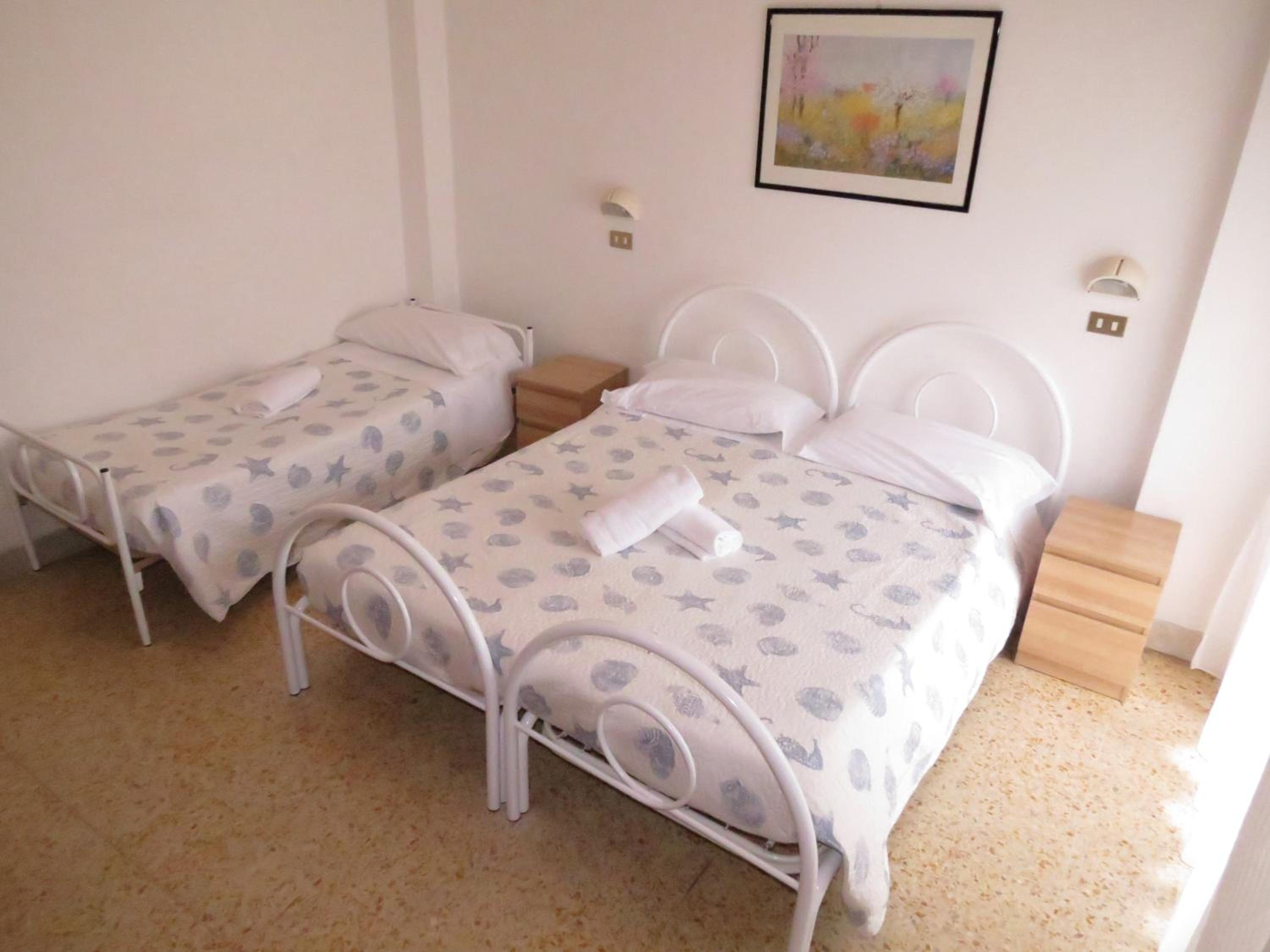 Classic Triple Room photo 1