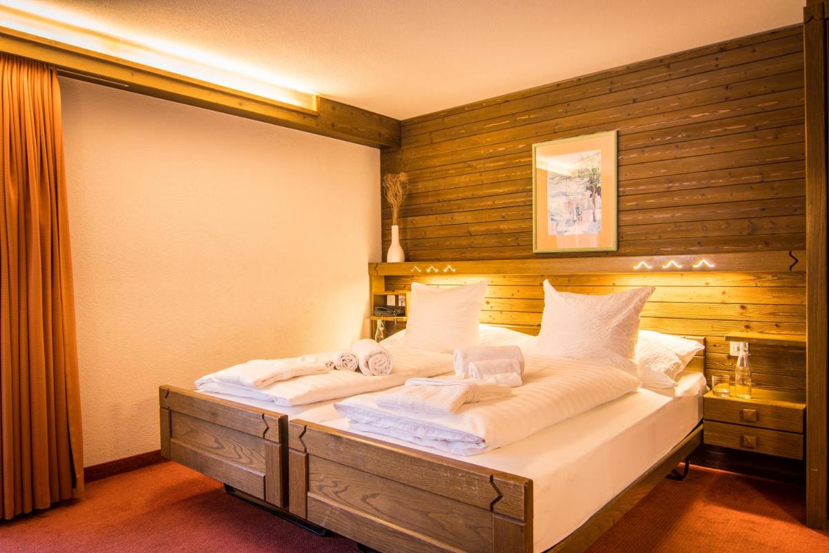 Twin Room with Mountain View photo 1