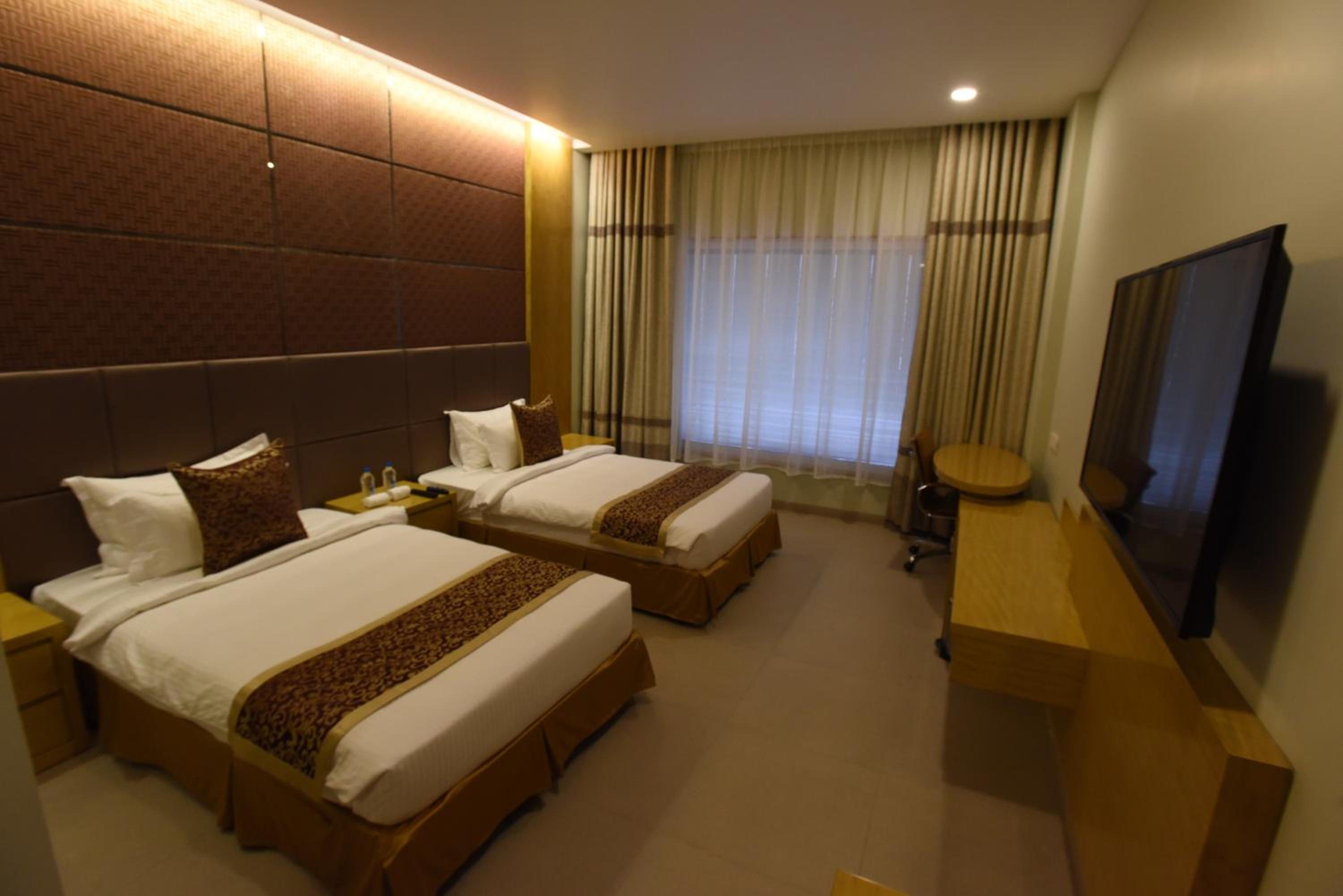 Deluxe Twin Room - Photo 1