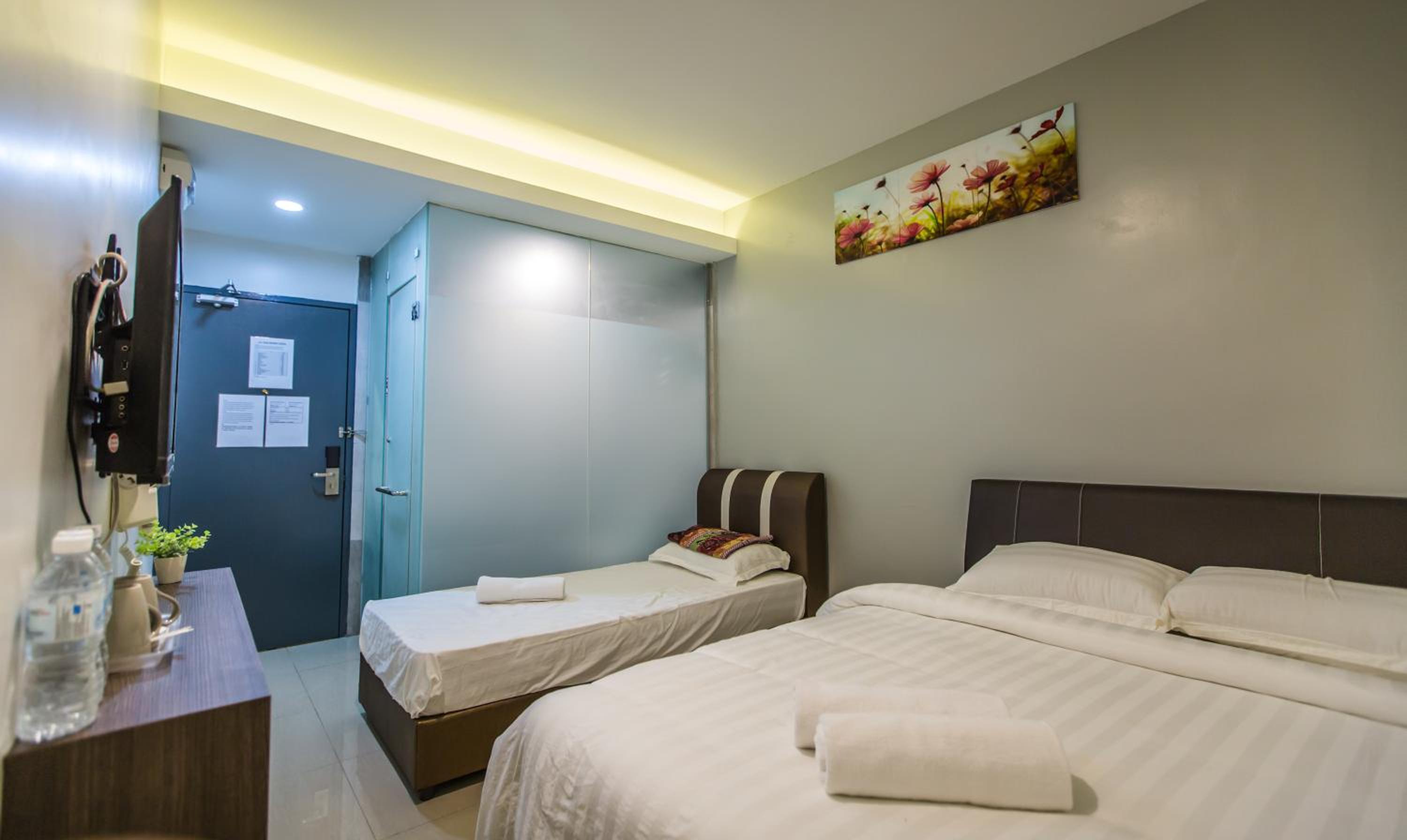 Deluxe Triple Room photo 3