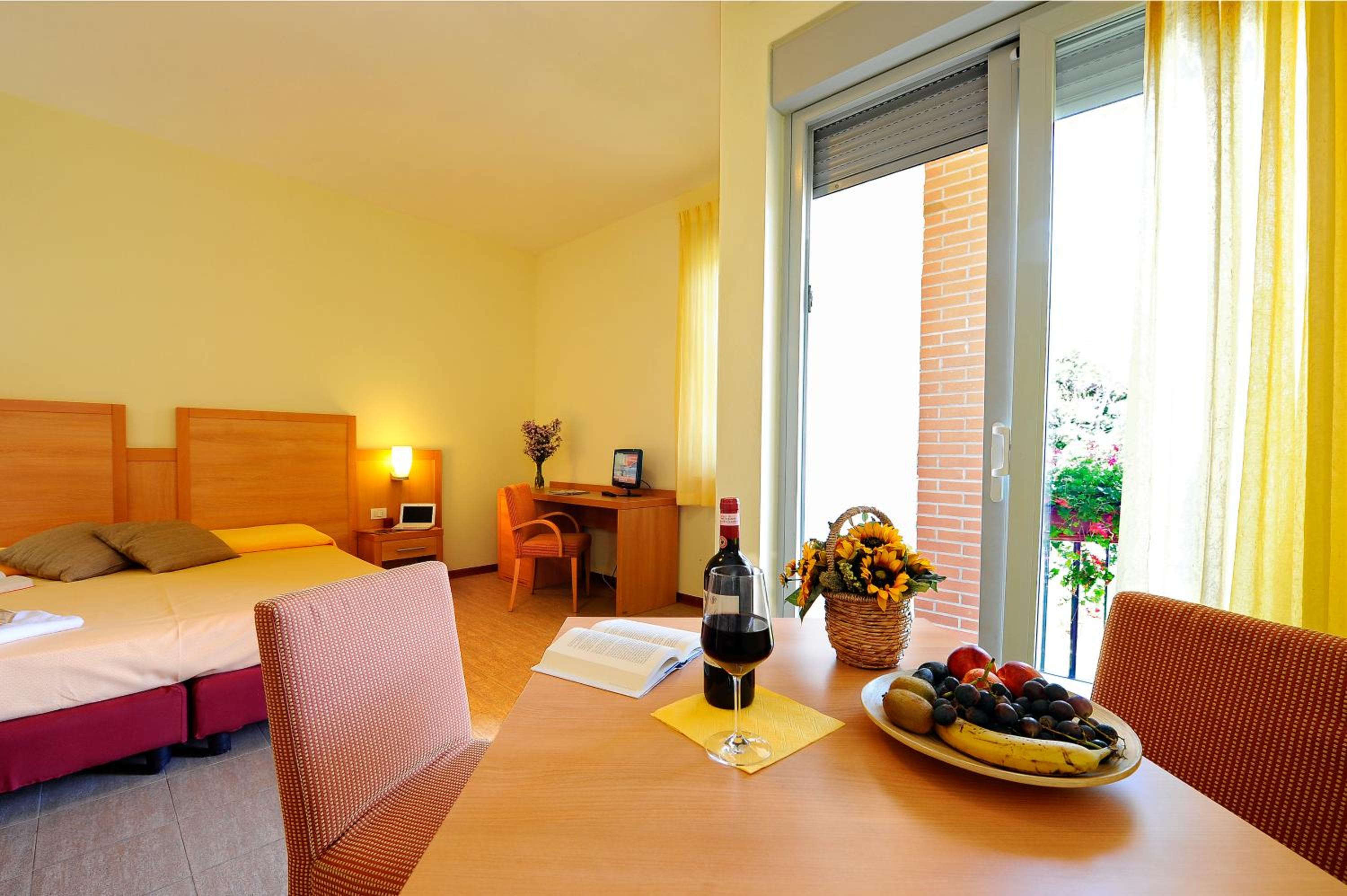 Quadruple Room - Photo 6