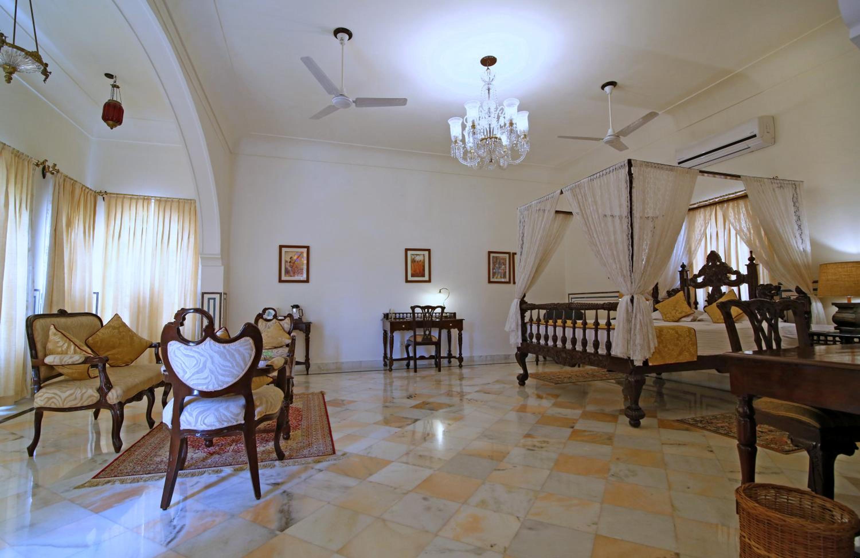 Deluxe Triple Room - Photo 9