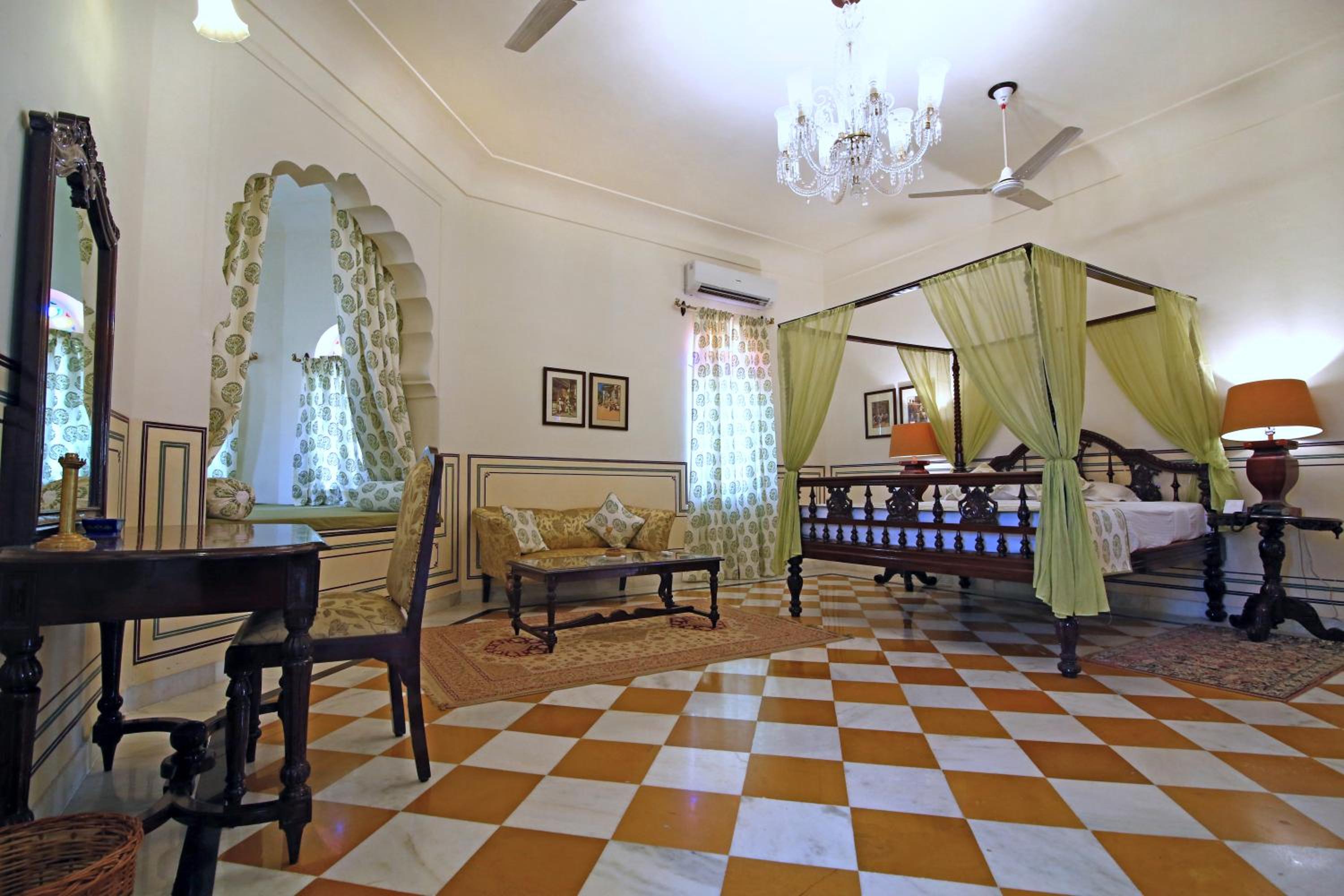 Super Deluxe Double Room - Photo 3