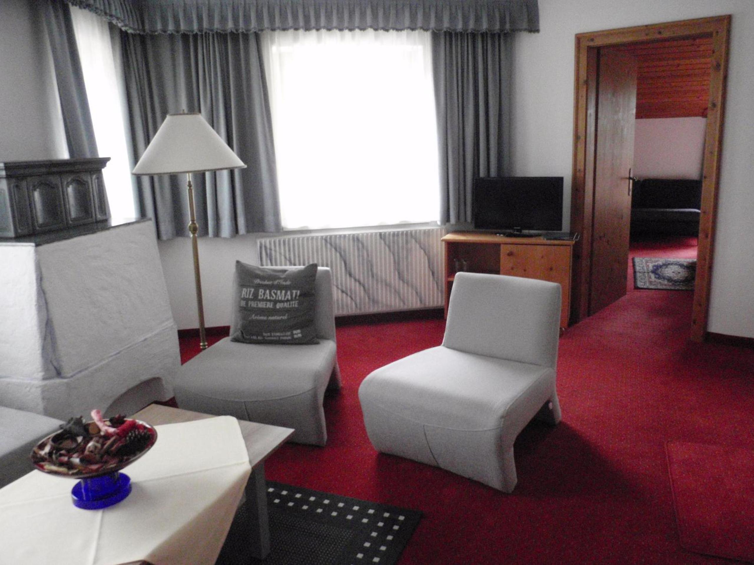Family Room (2 Adults + 2 Children) photo 2
