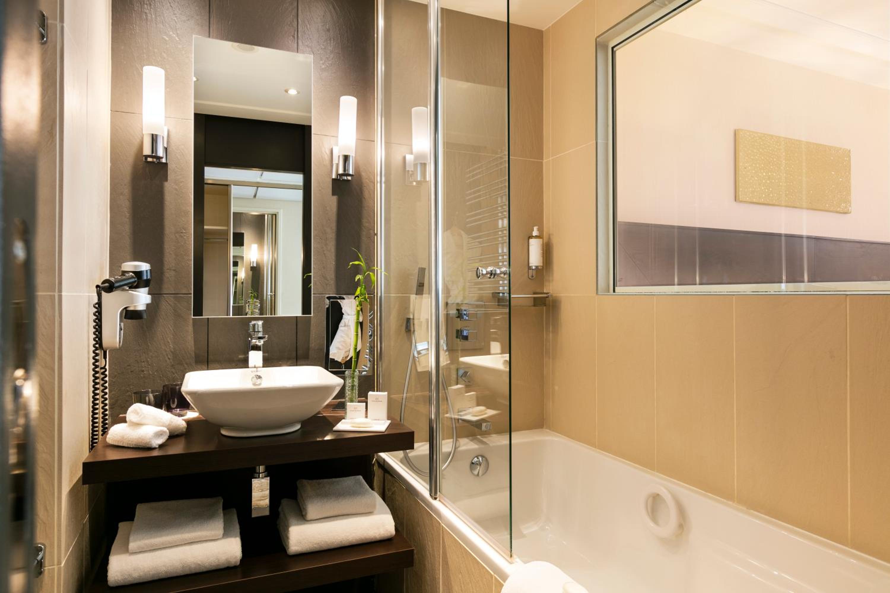 Junior Prestige Suite with Terrace