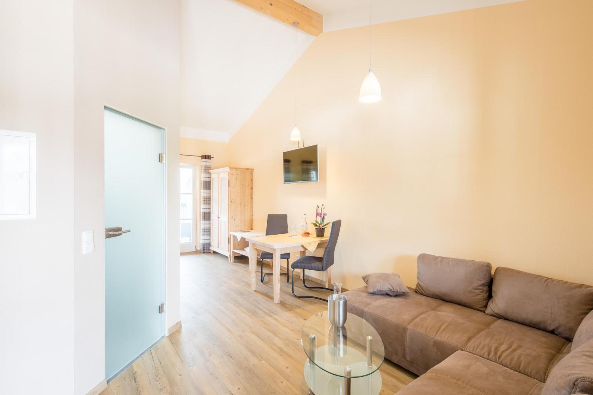 Apartment with Lake View photo 3
