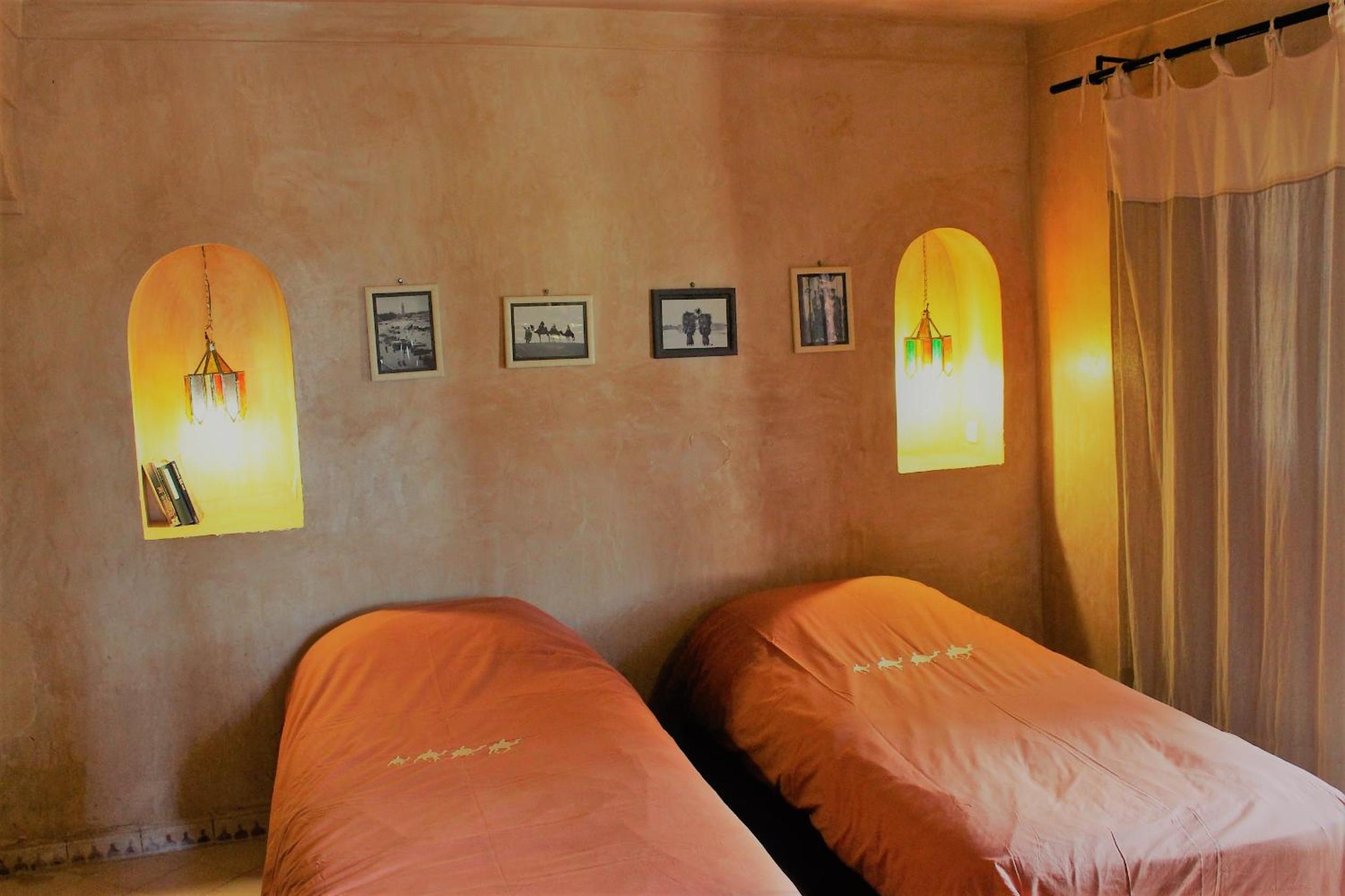 Standard Twin Room with Garden View photo 3