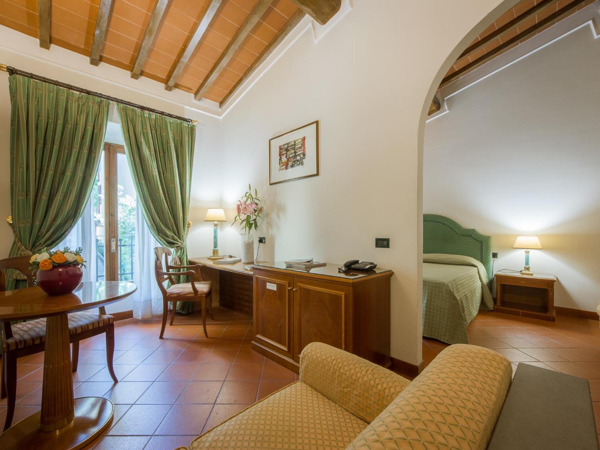 Comfort Double Room with Bathtub photo 2