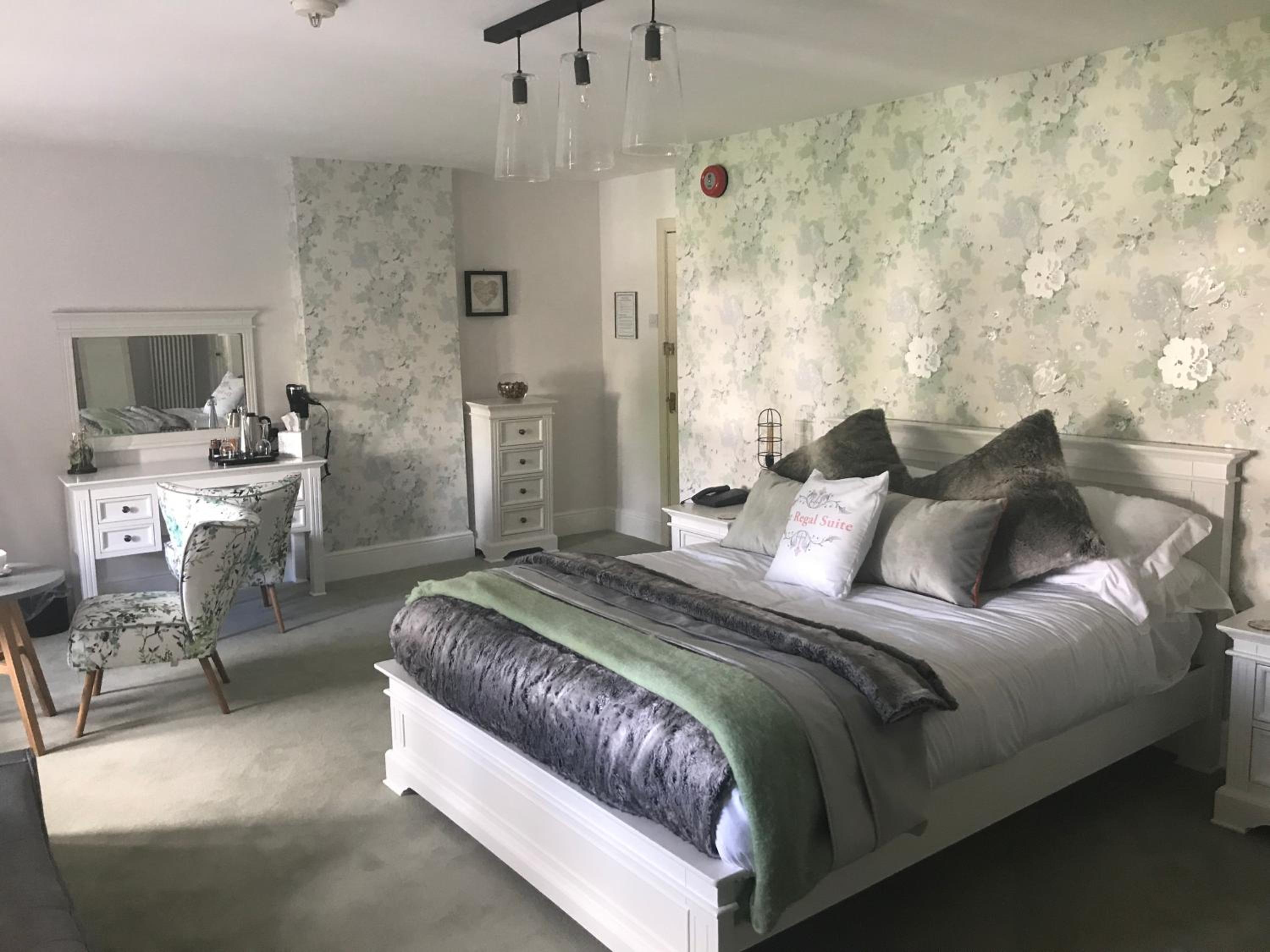 Regal Suite