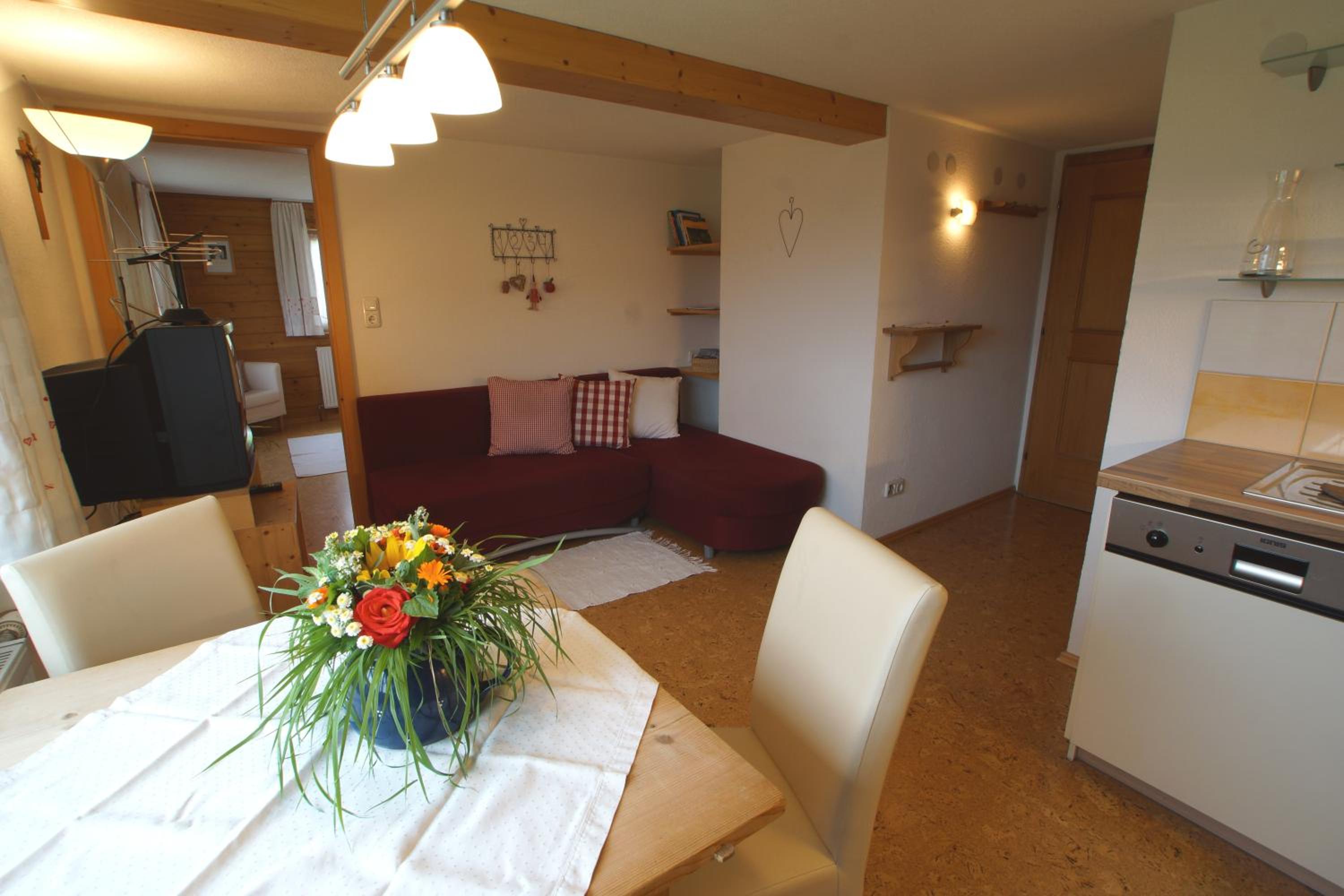 One-Bedroom Apartment photo 1