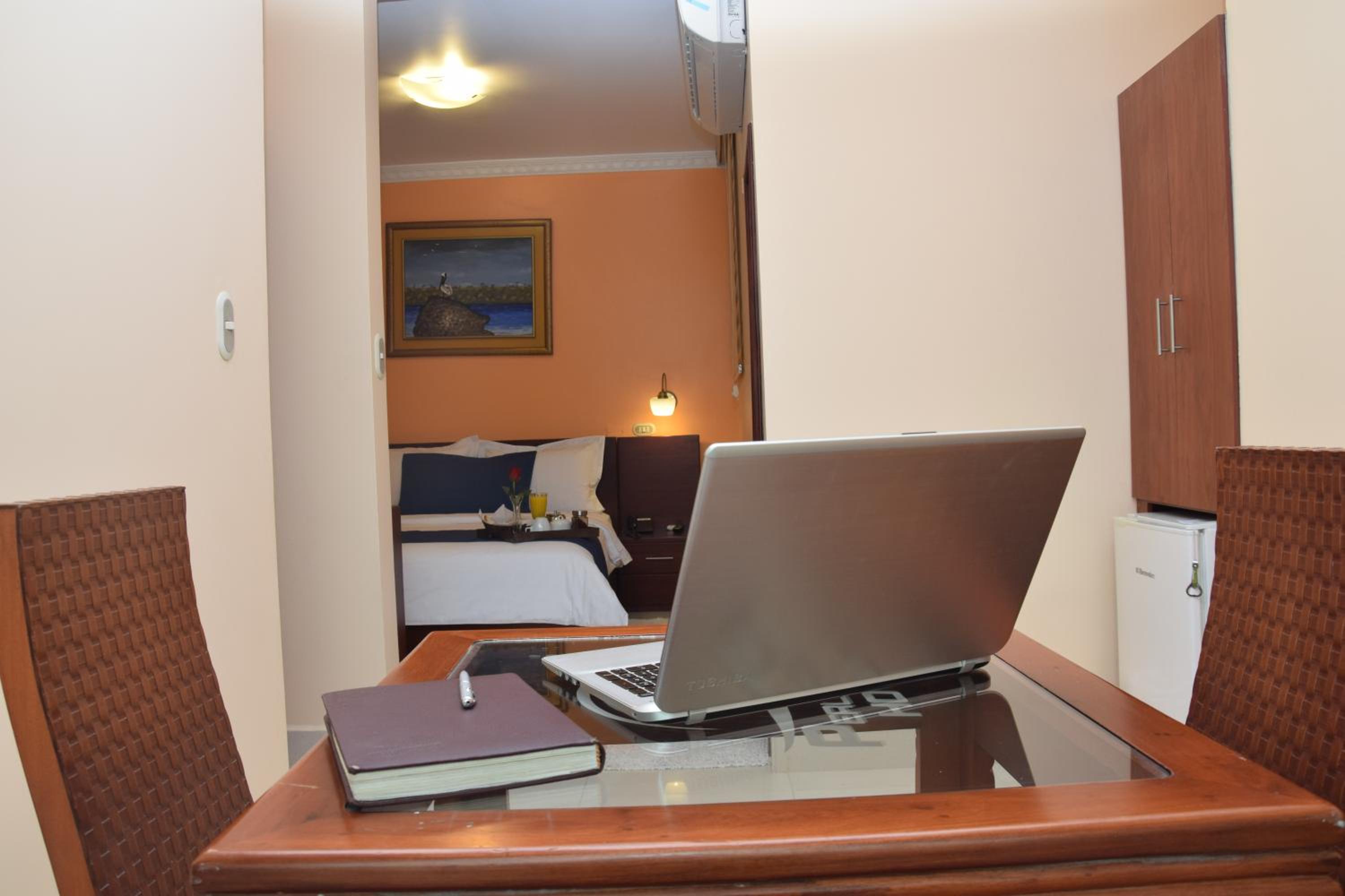 Executive Suite photo 3