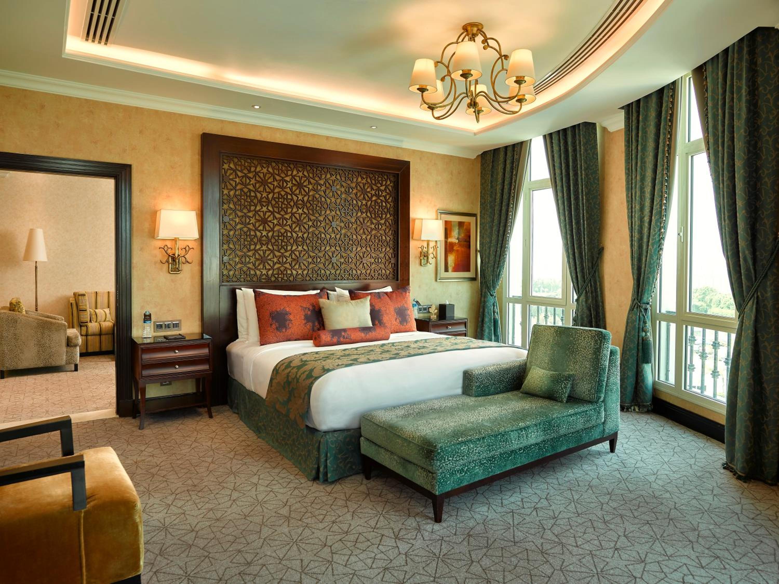 Palace Suite - Photo 4