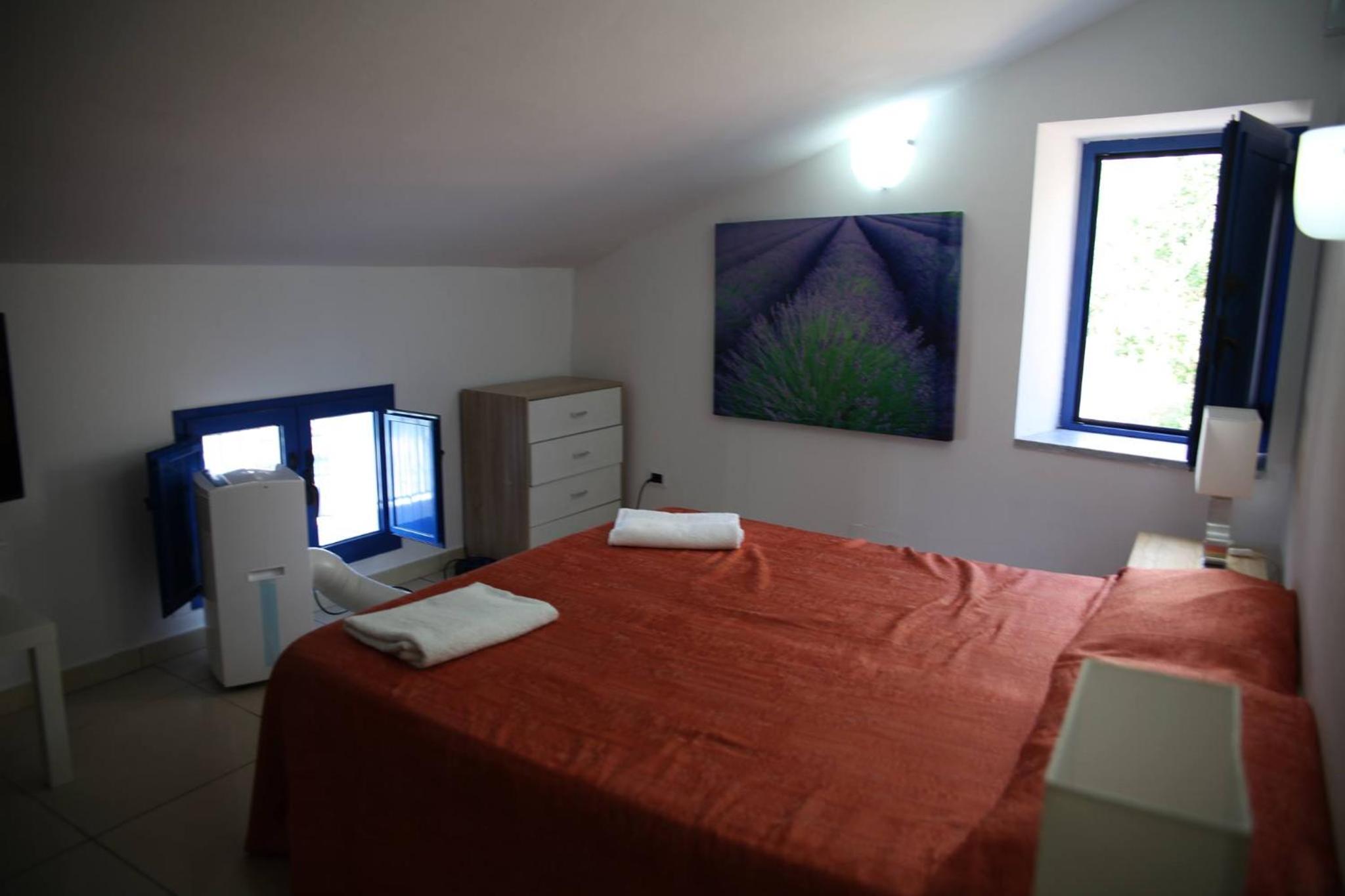Apartment - Split Level - Photo 33