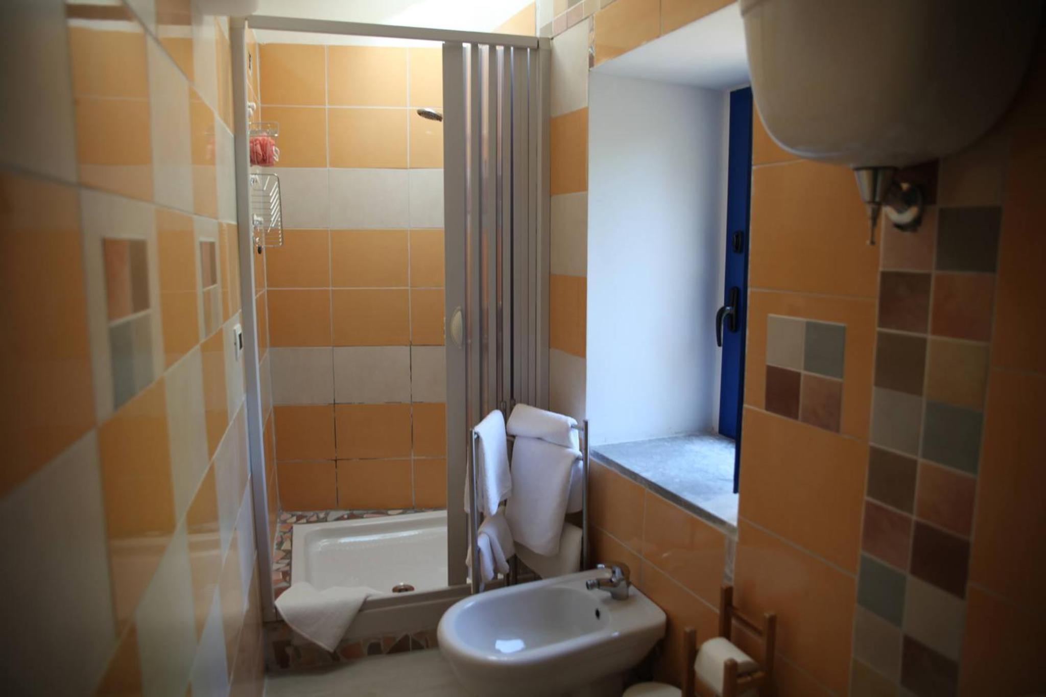 Apartment - Split Level - Photo 47