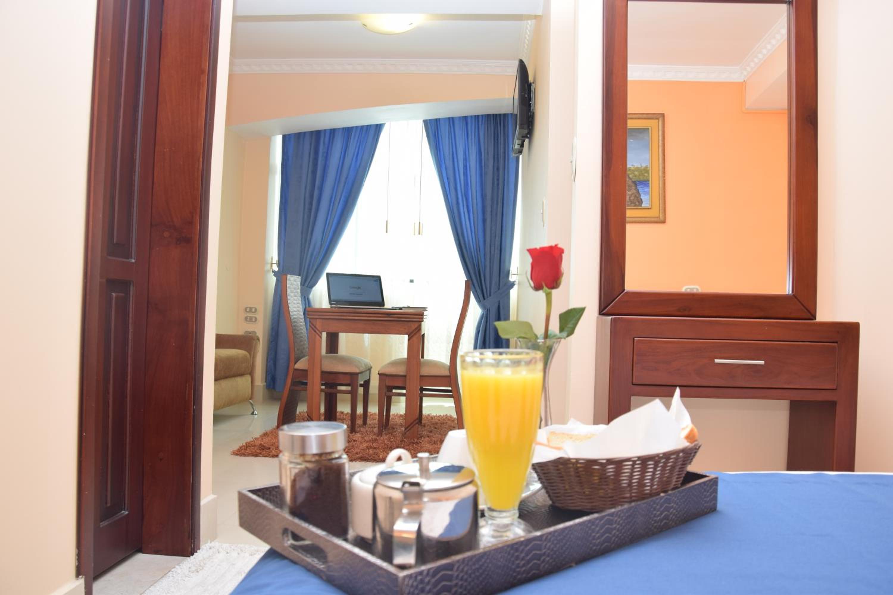 Executive Suite photo 2