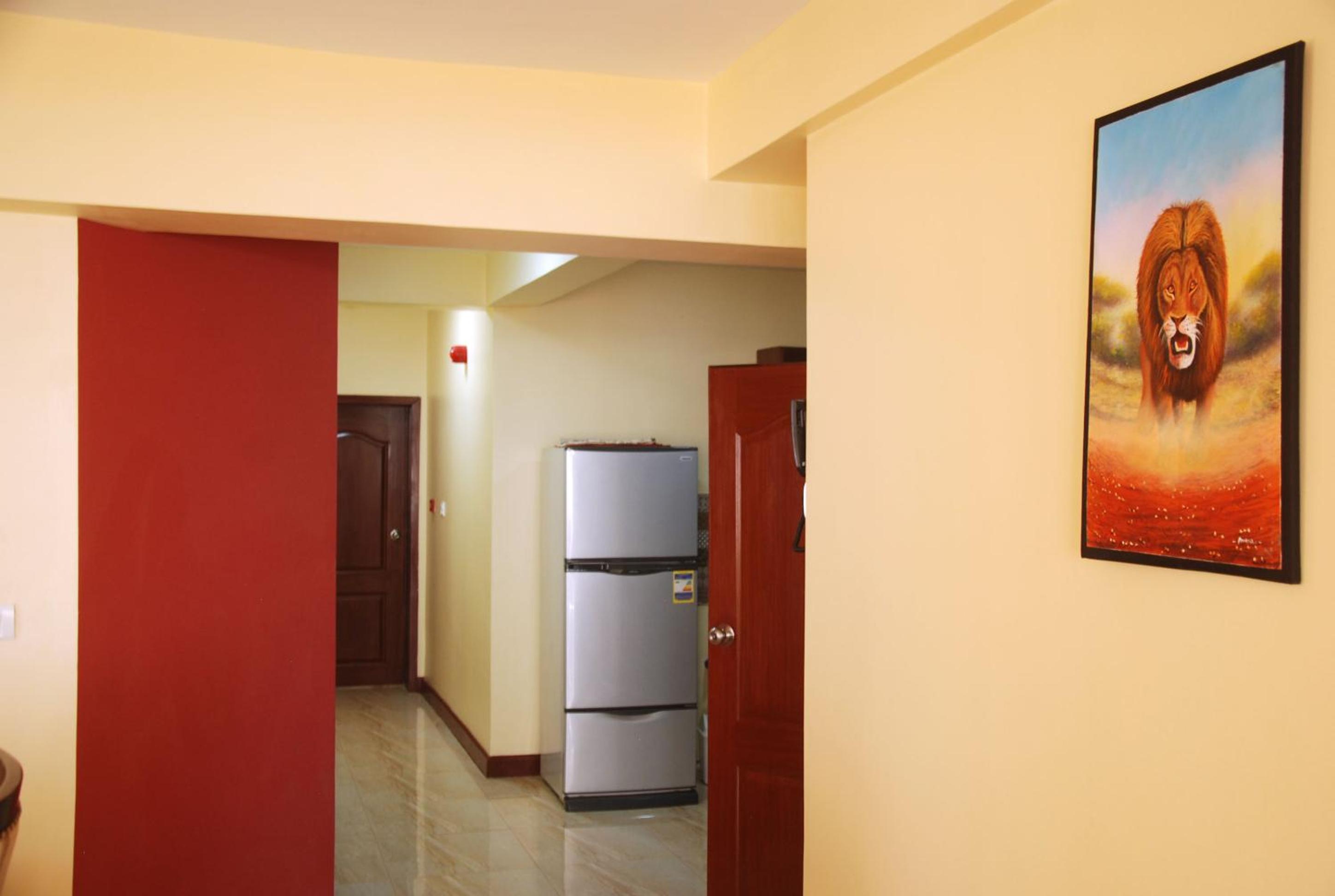 Three-Bedroom Apartment photo 1