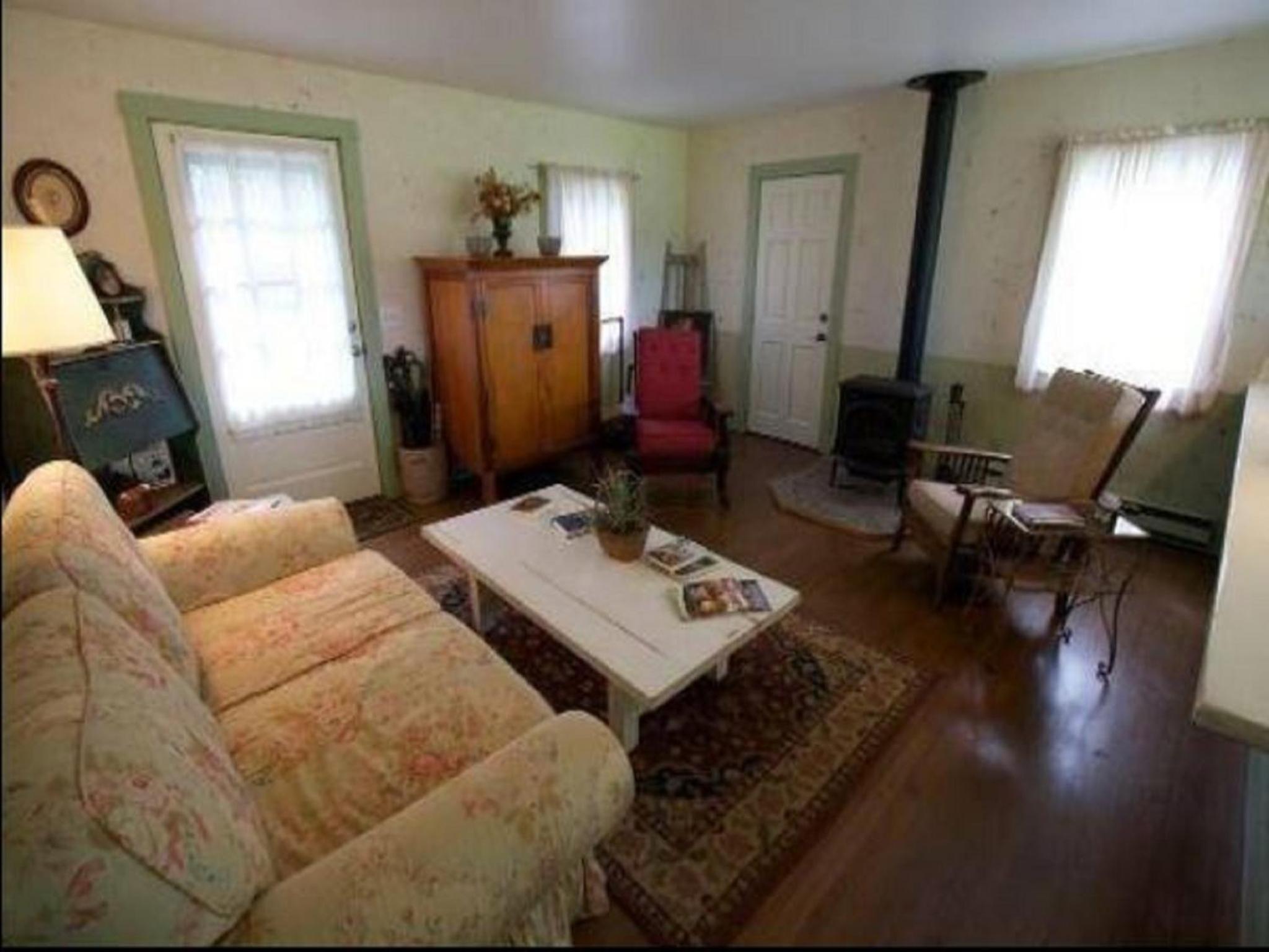 Superior Cottage photo 2