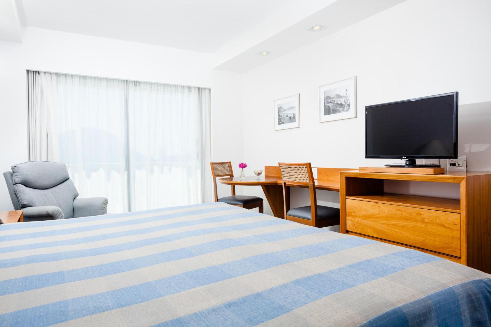 Luxury Side Sea View Room