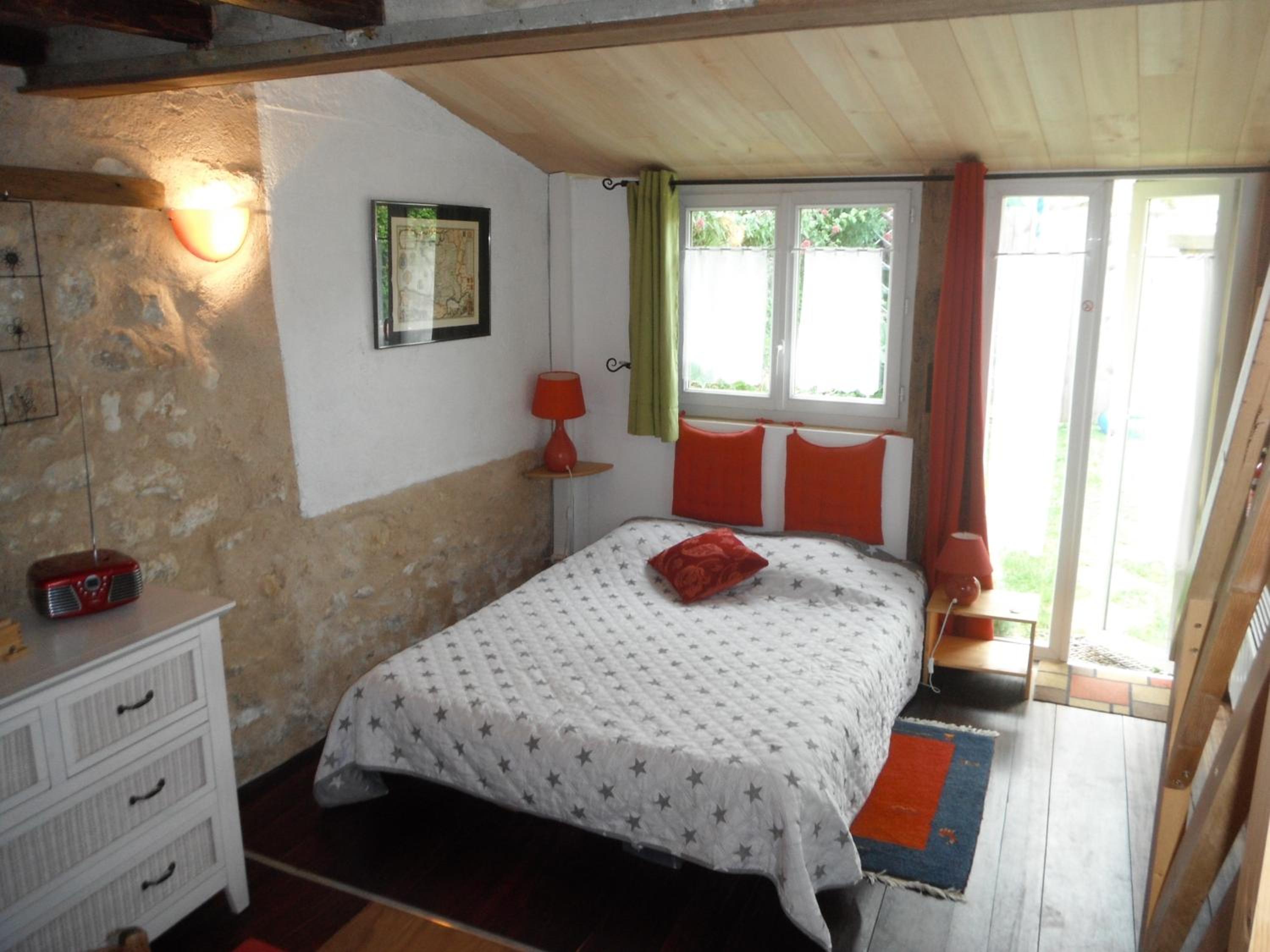 Family Room with Garden View photo 1