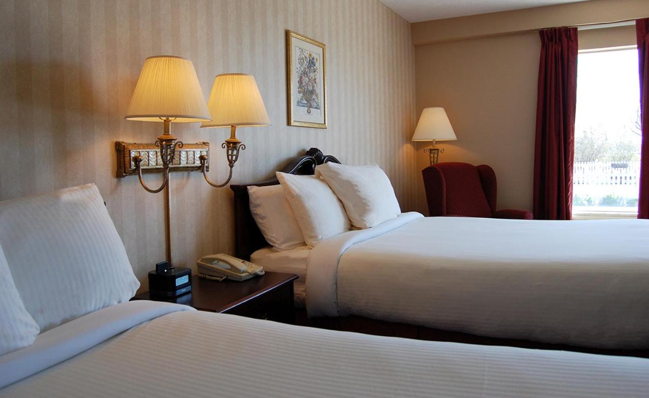 Standard Queen Room With Two Queen Beds