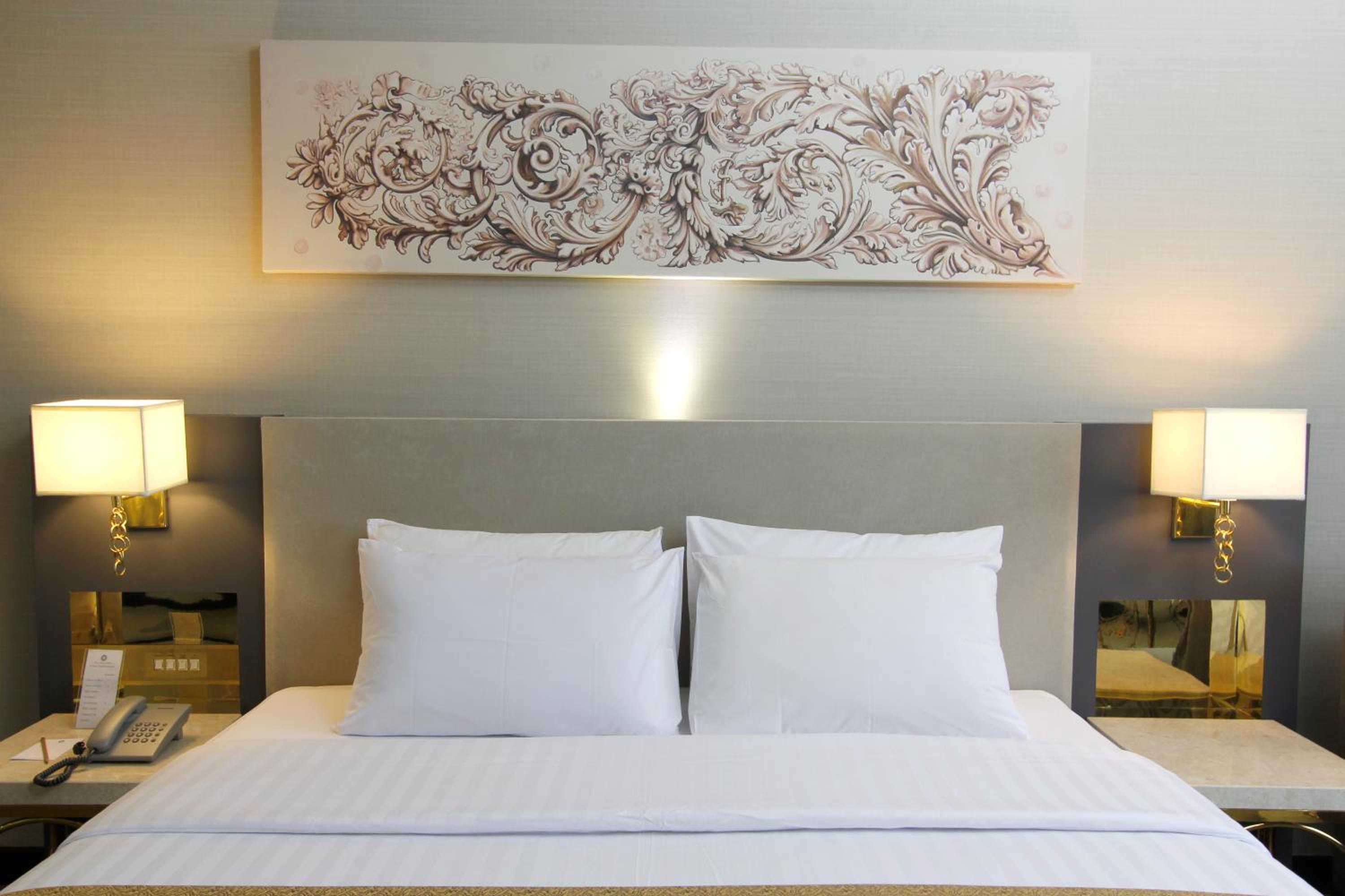 Grand Deluxe High Floor with City View photo 2