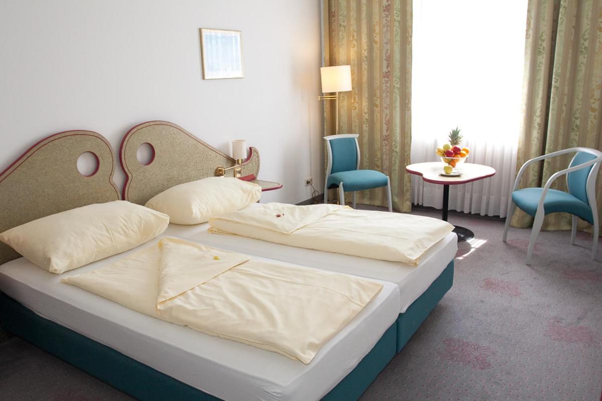Double Room - Photo 4