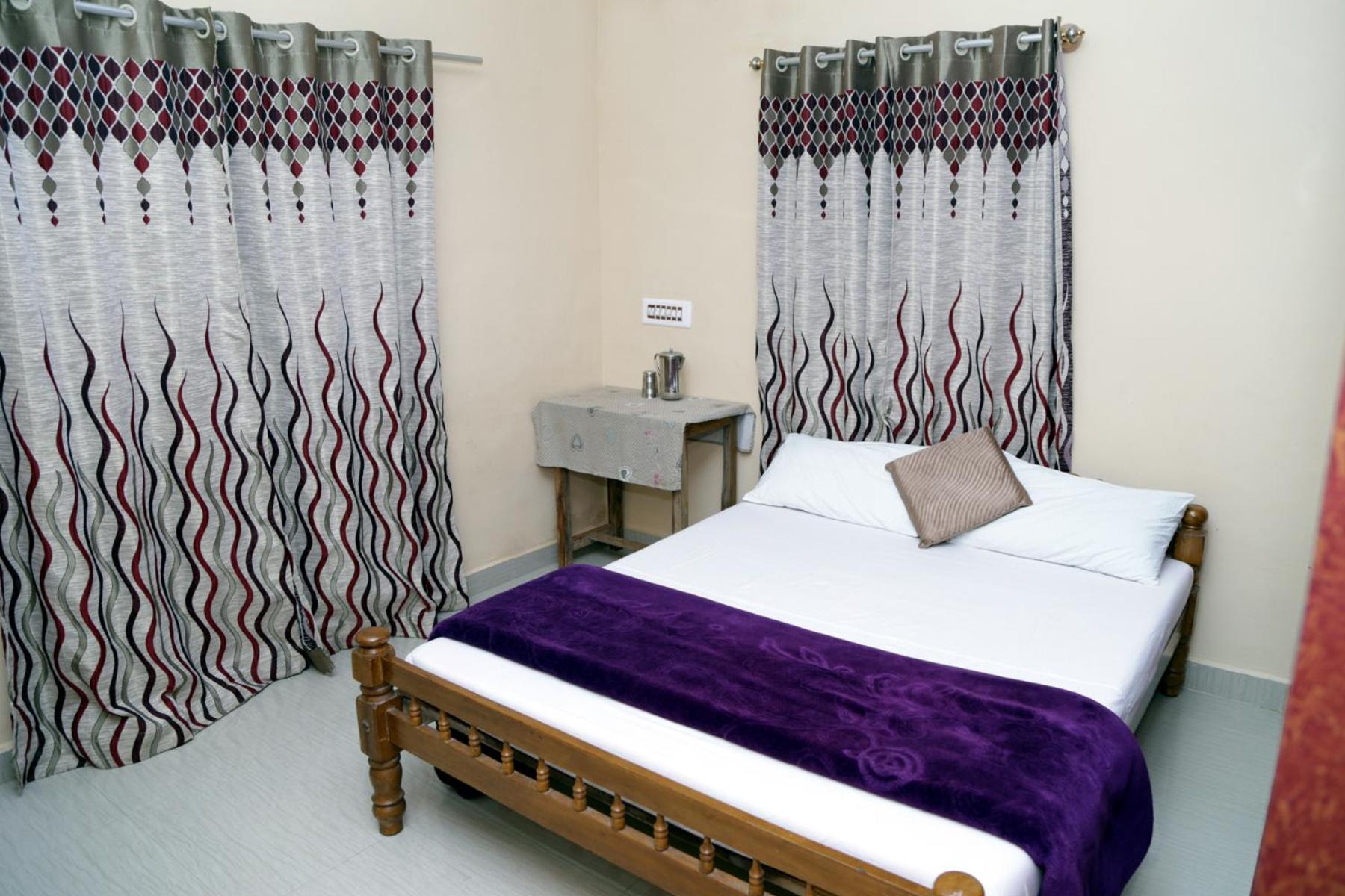 Budget Double Room photo 1