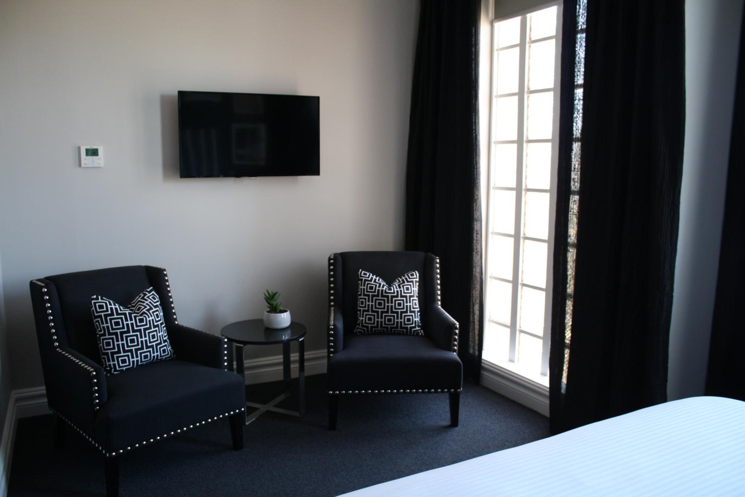 Junior Suite thumbnail 6