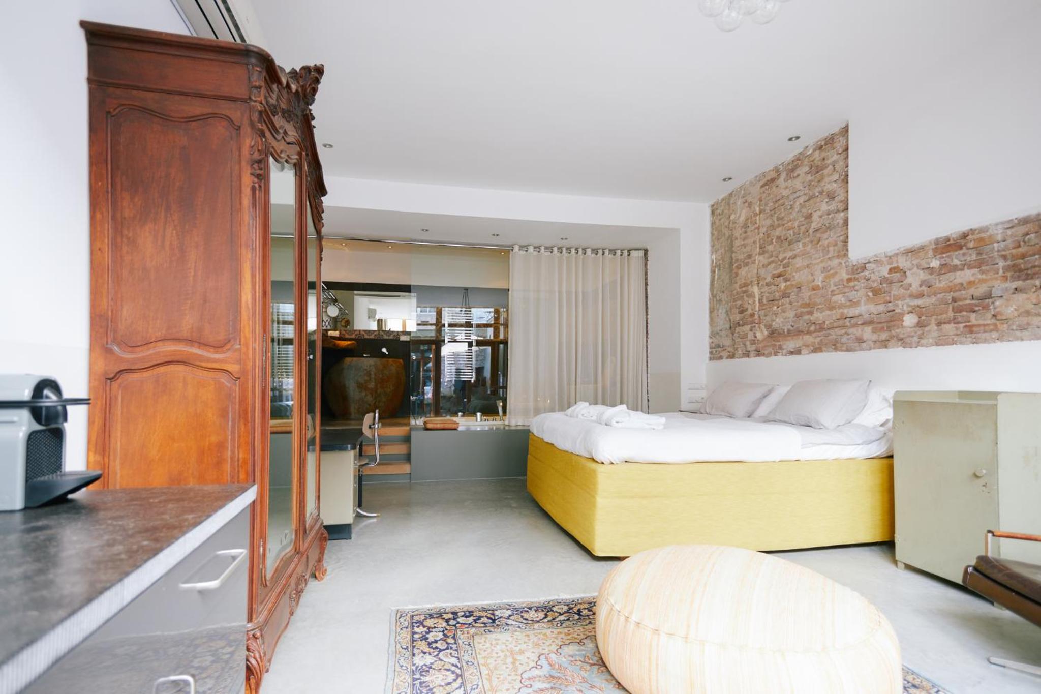 Deluxe Suite with Spa Bath - Photo 1