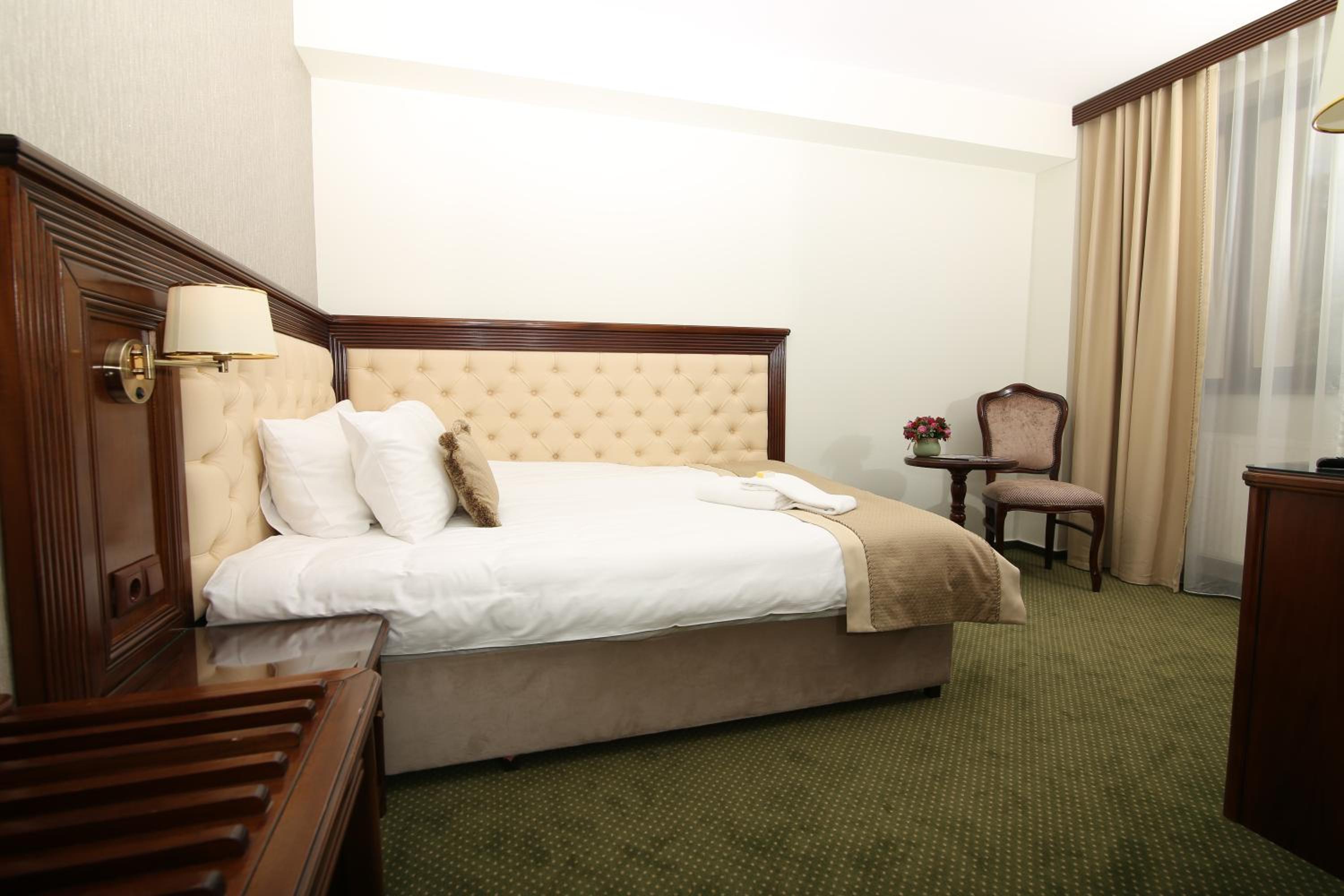 Single Room 3***