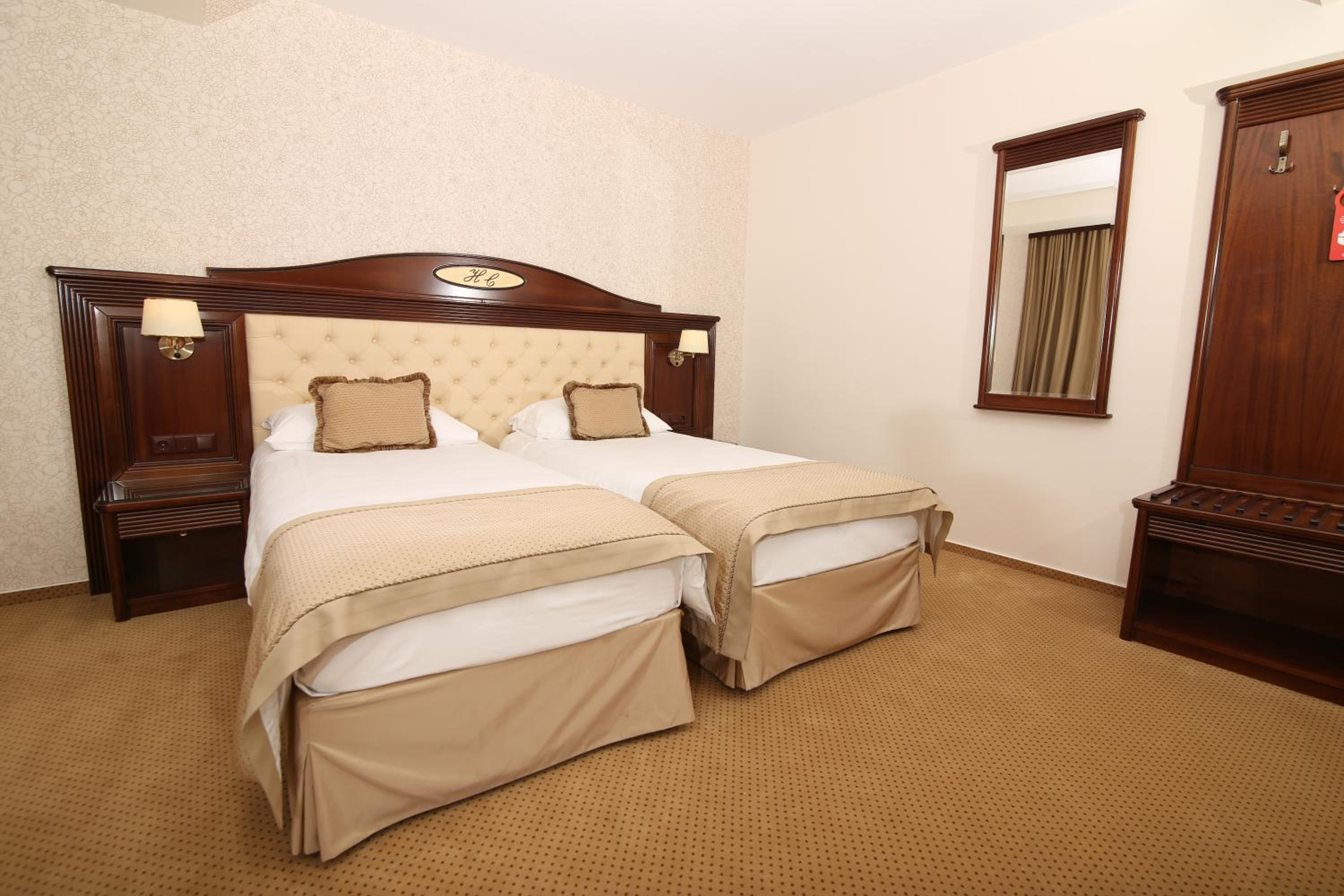 Superior Double or Twin Room 4****