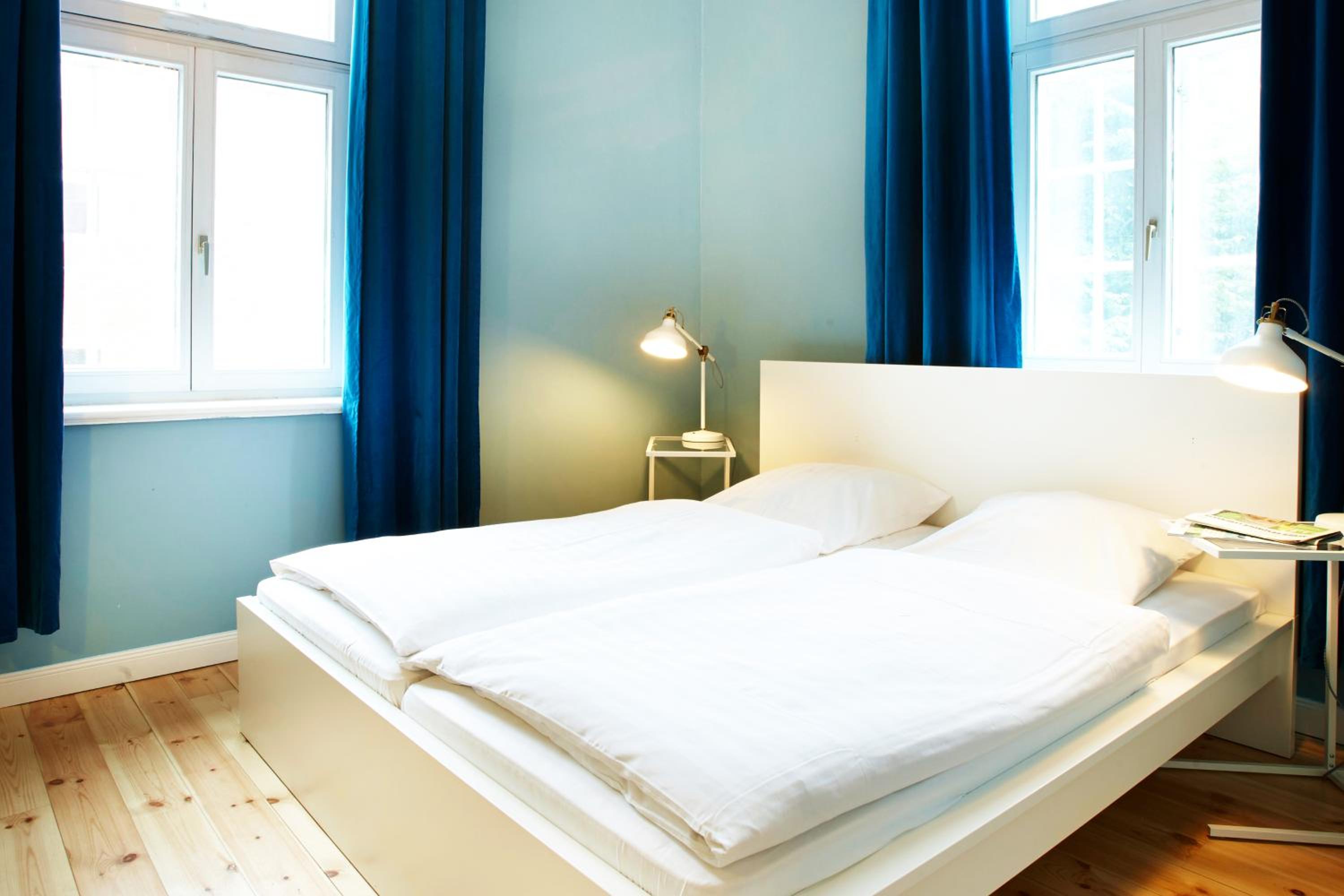 Standard King Room photo 1