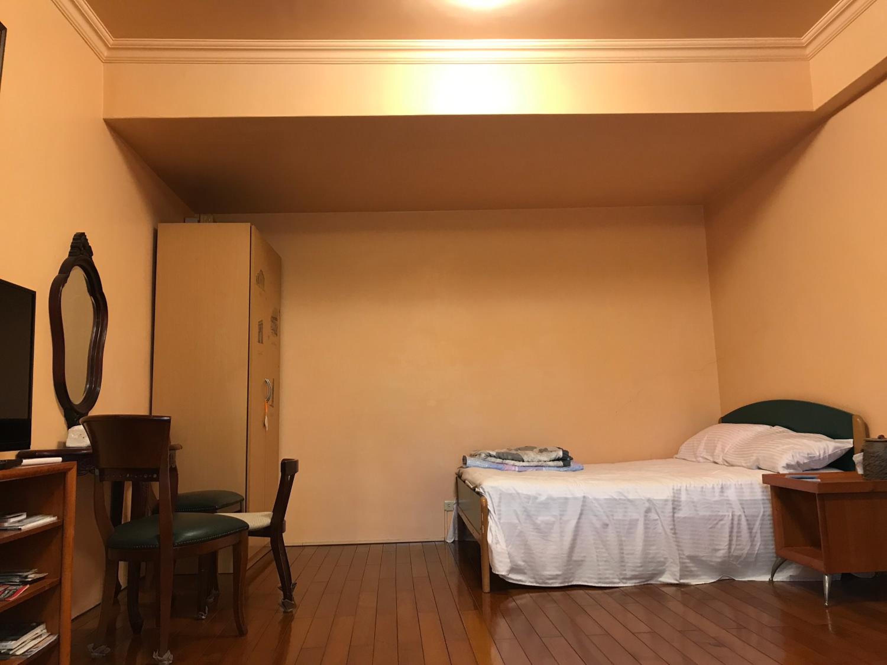 Standard Twin Room with Shared Bathroom photo 2