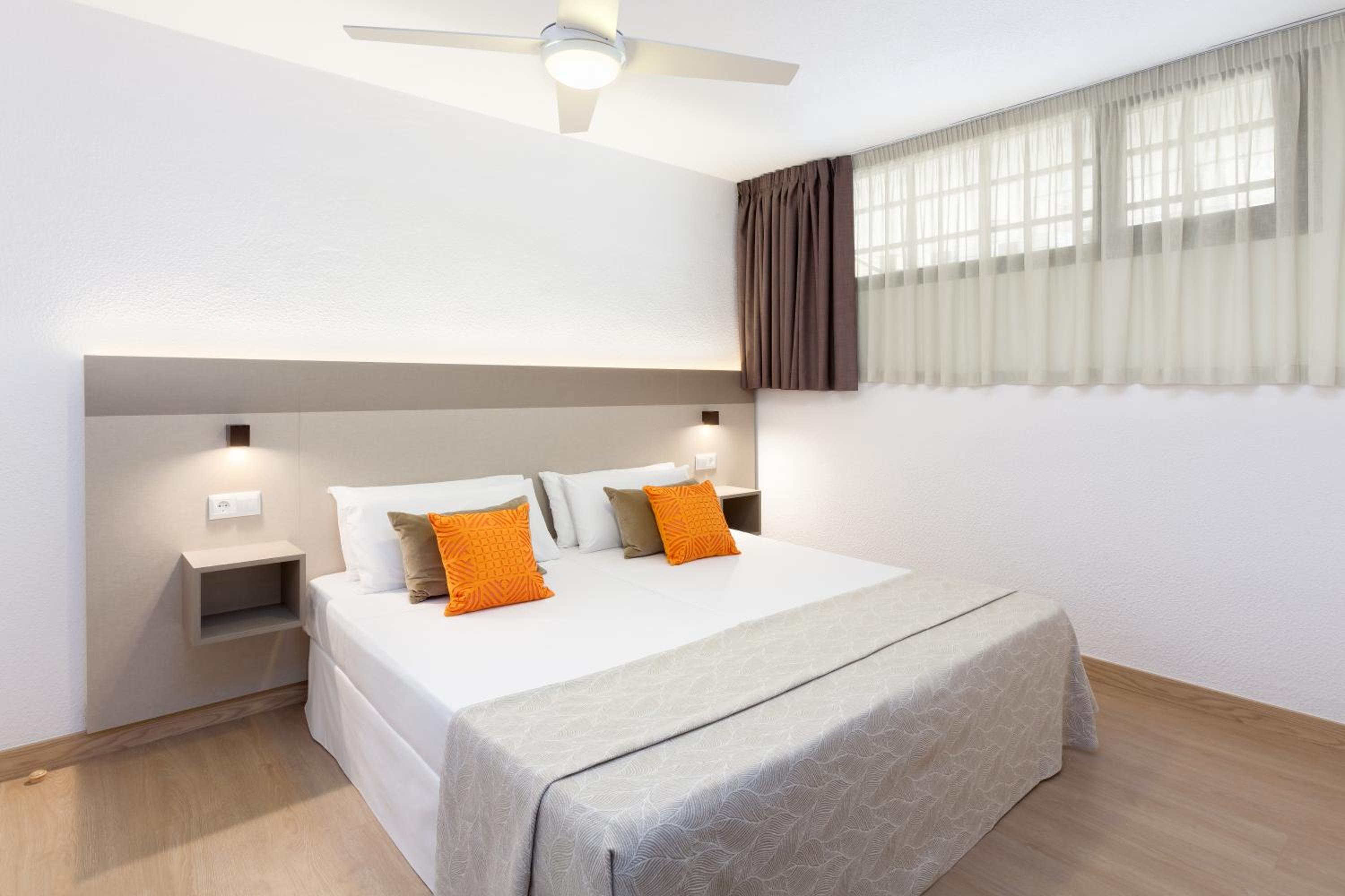 Apartment (4 Adults) - Photo 4