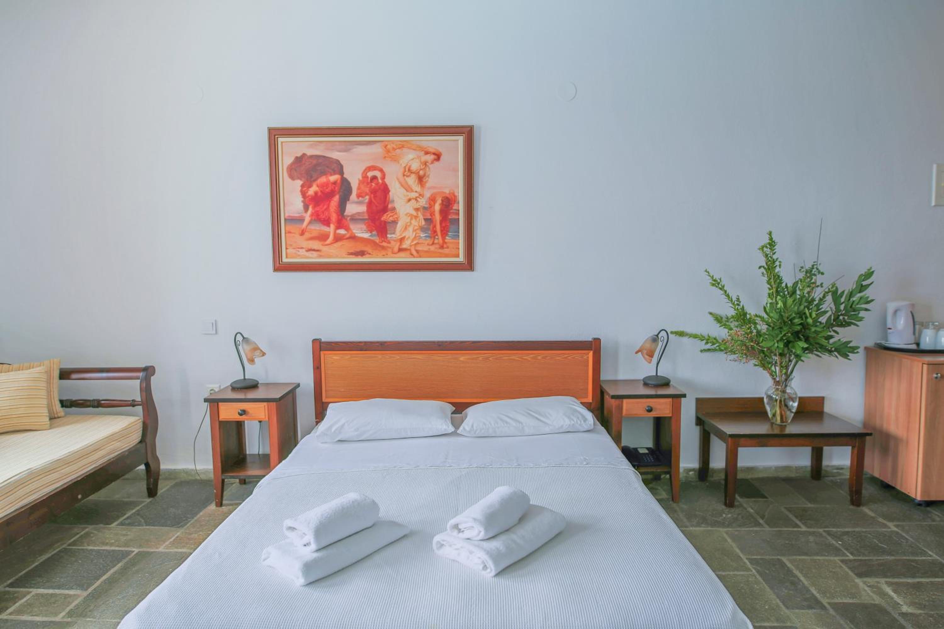 Economy Double Room with Garden View - Photo 1