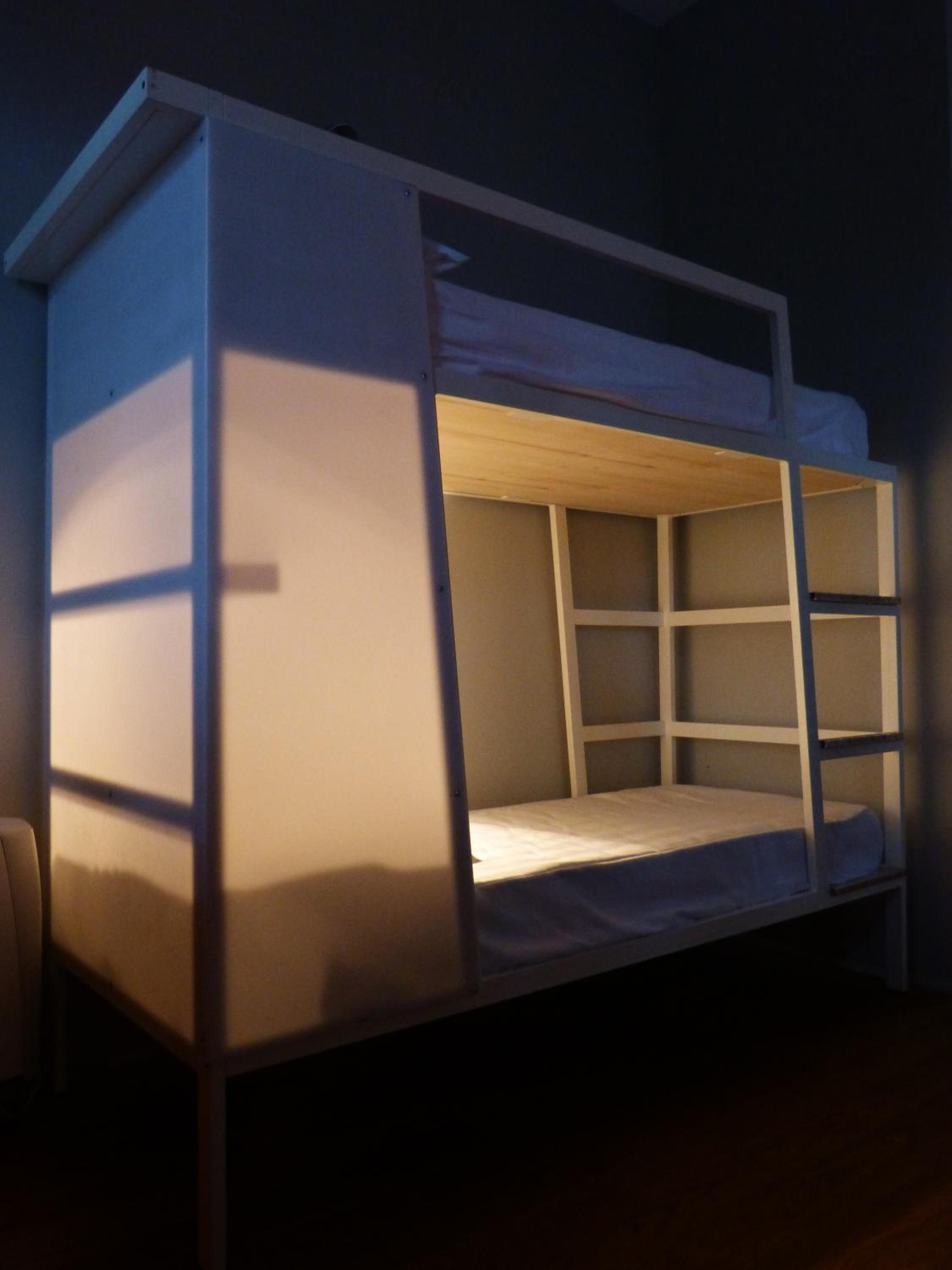 Bed in 6-Bed Mixed Dormitory Room photo 2