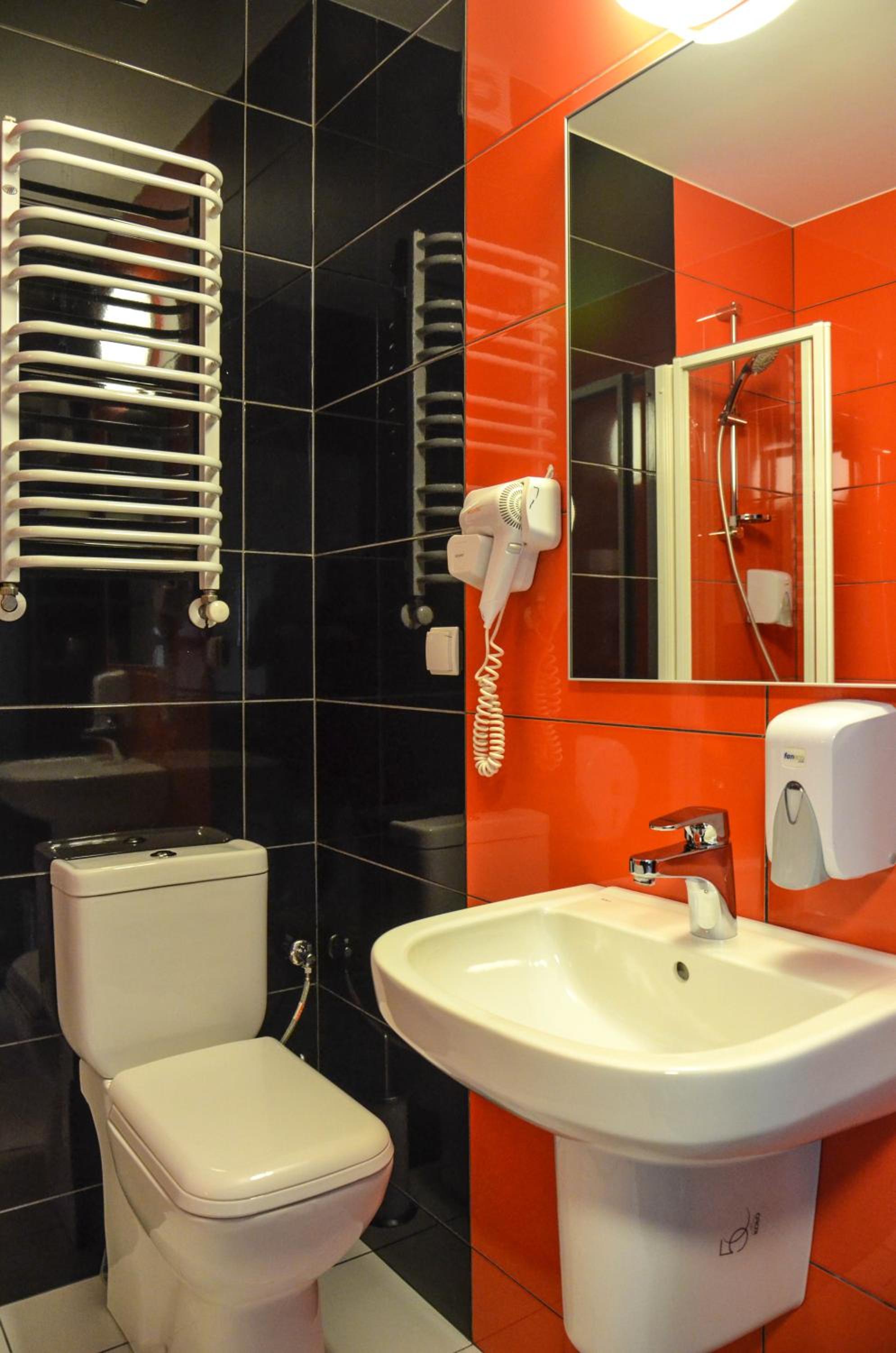 Apartment - Photo 2