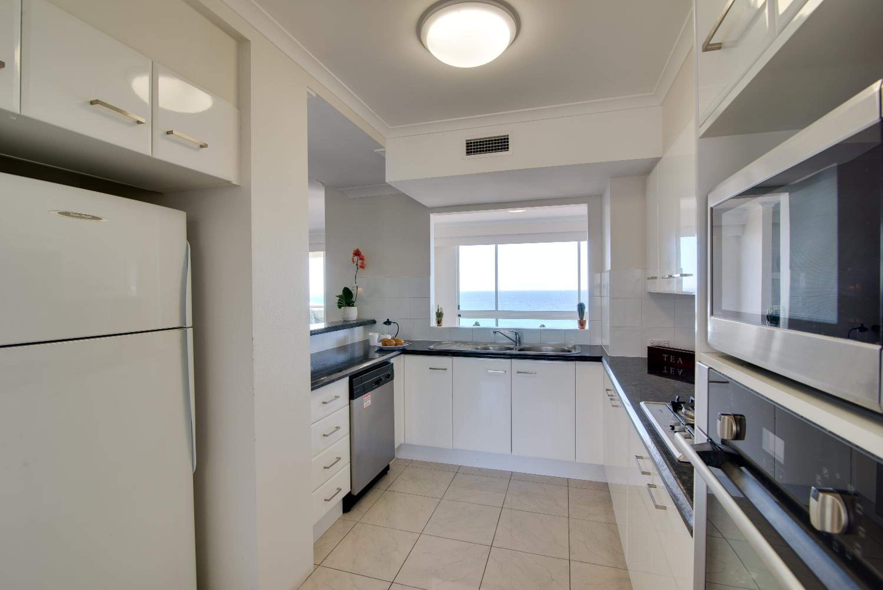 One-Bedroom Apartment with Ocean View