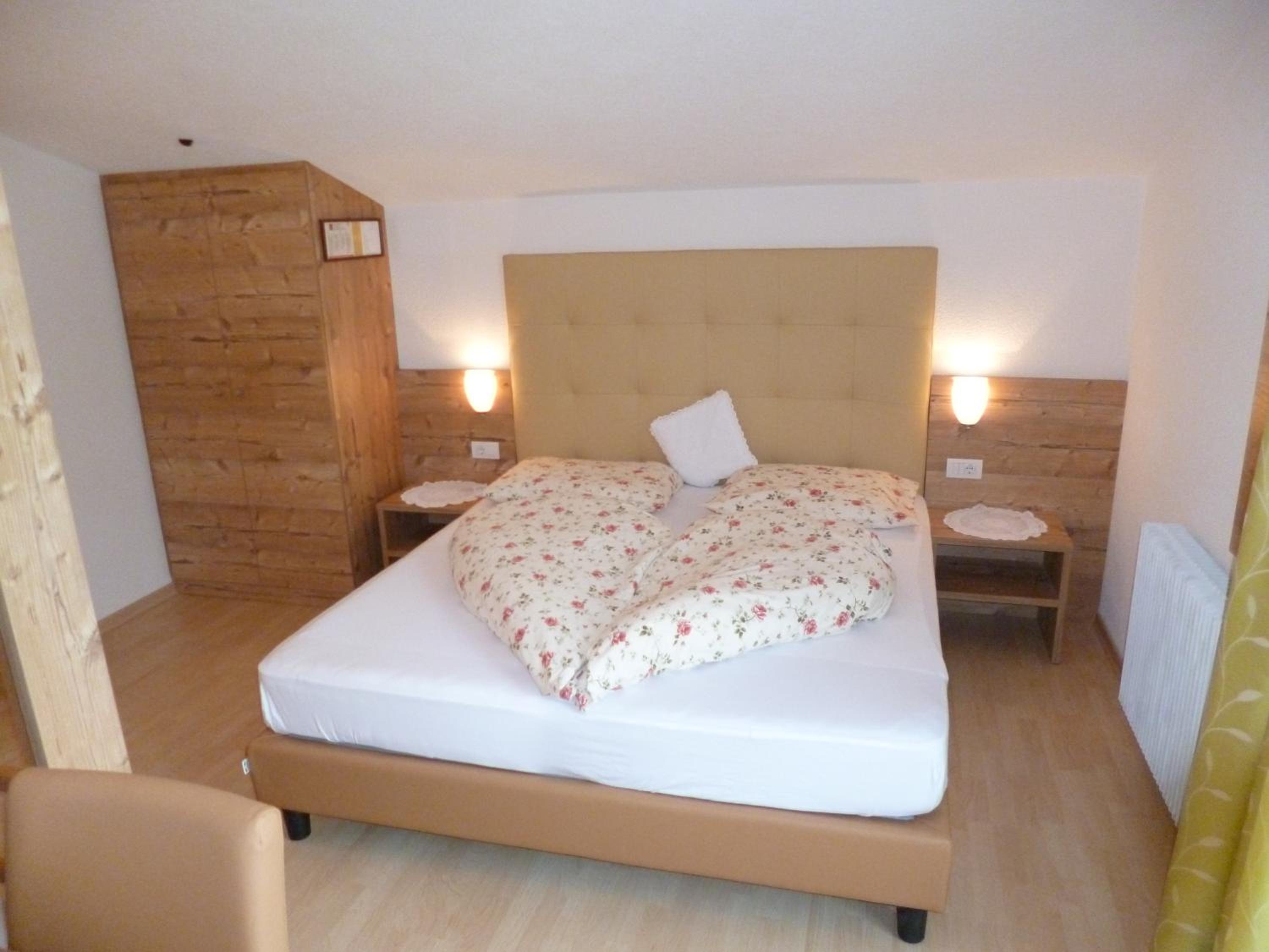 Standard Double Room photo 3
