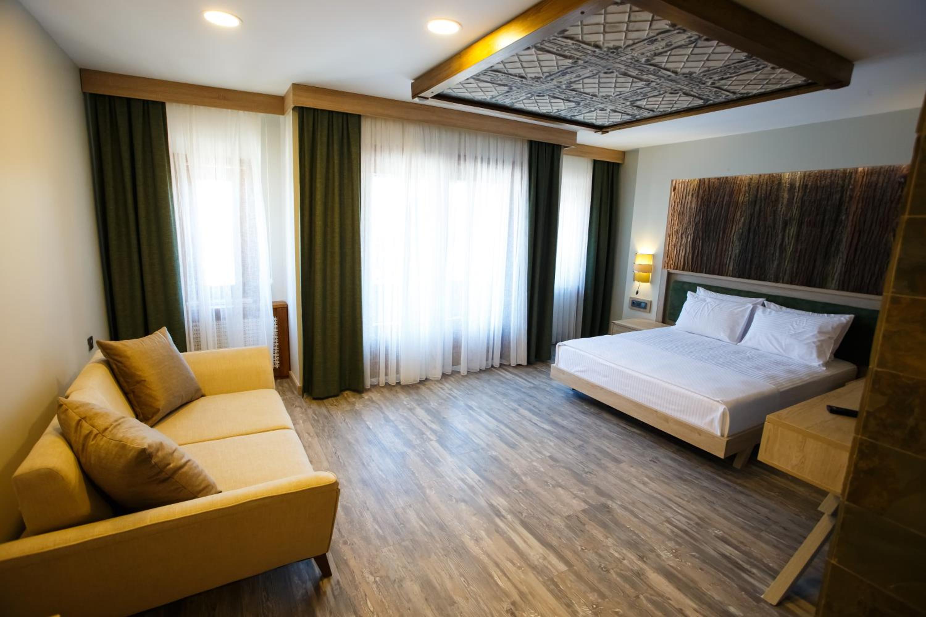 Family Suite - Photo 2