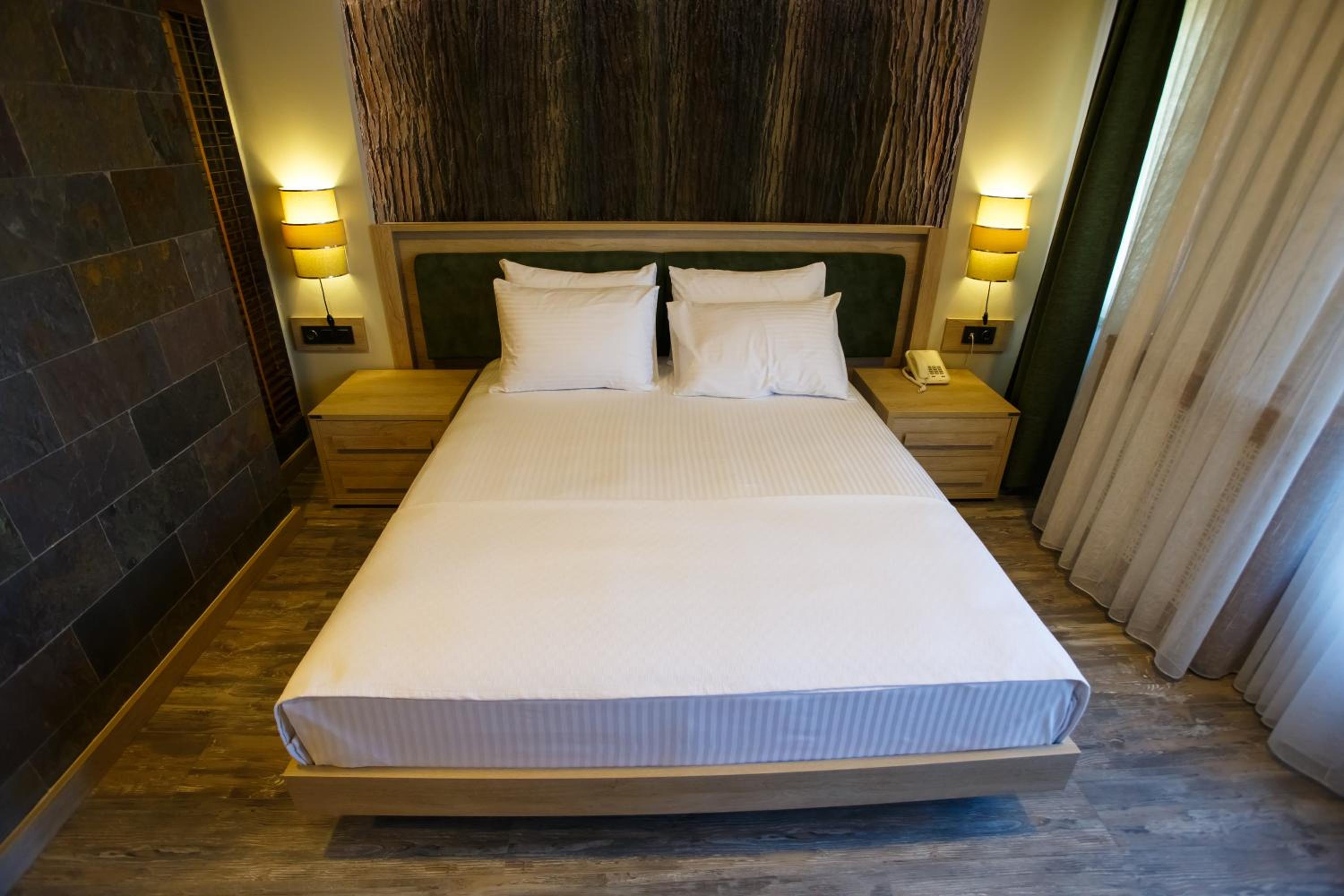 Double Room with Sea View - Photo 4