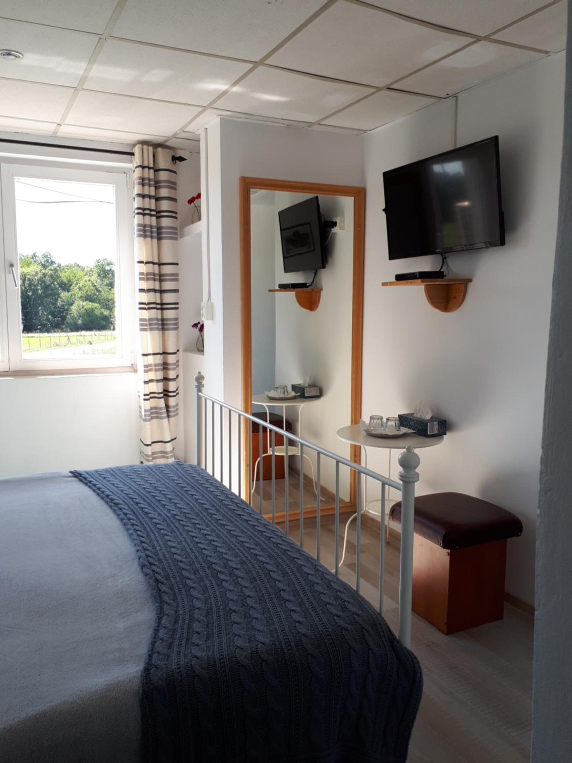 Double Room - Photo 31