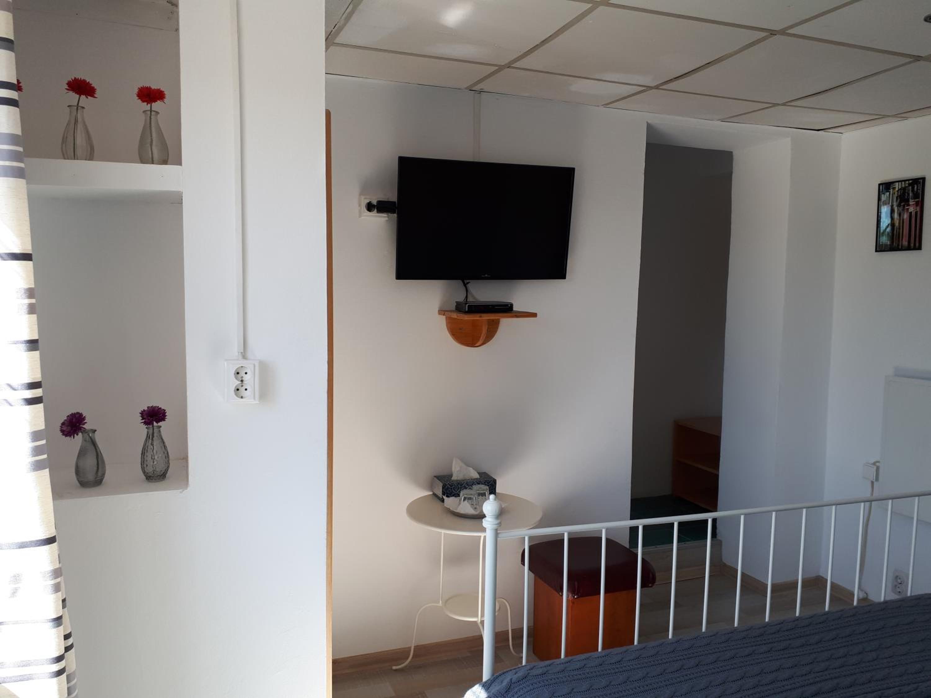 Double Room - Photo 32