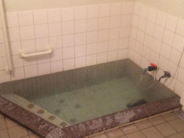 Japanese-Style Room with Shared Bathroom - Photo 2