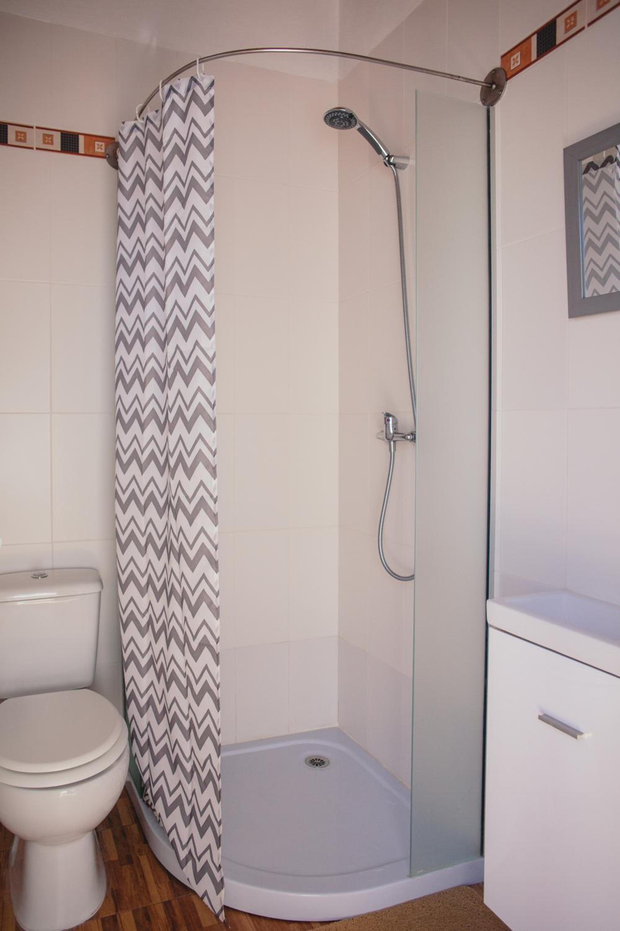 Double Room with Private Bathroom photo 2