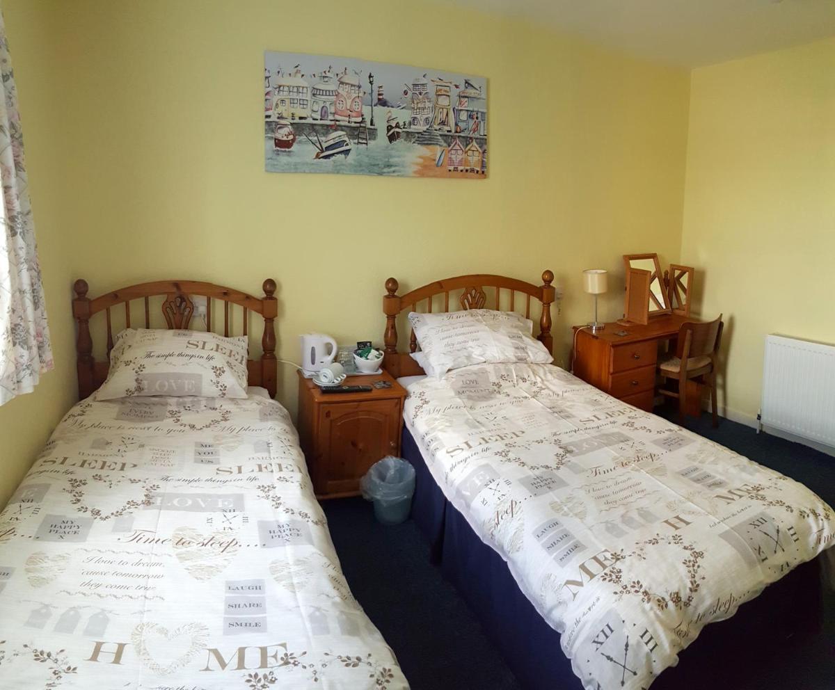 Double or Twin Room photo 1