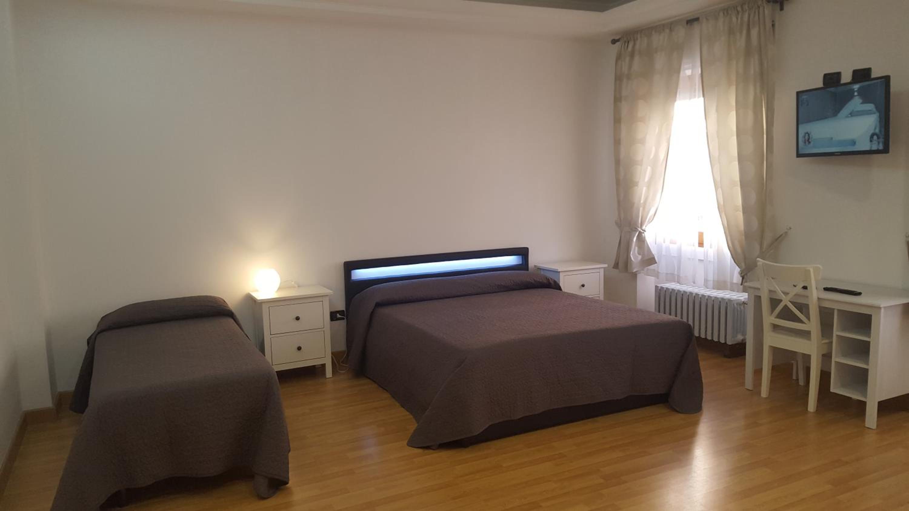 Quadruple Room - Photo 14