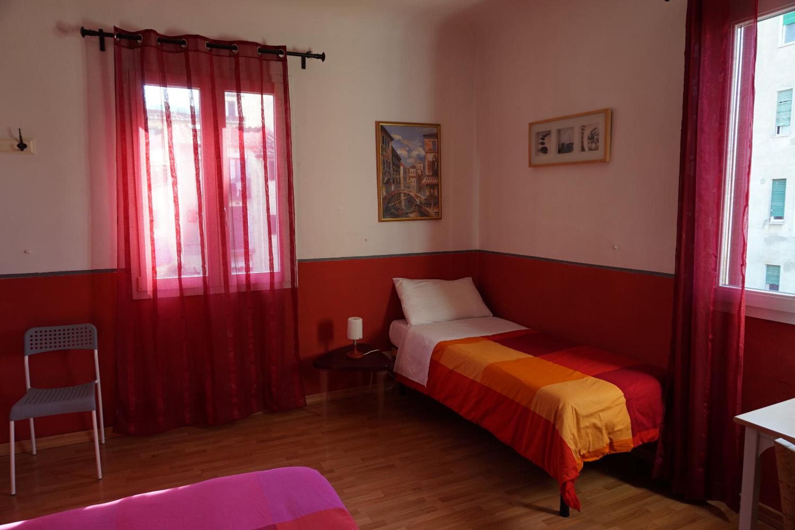 Triple Room photo 2