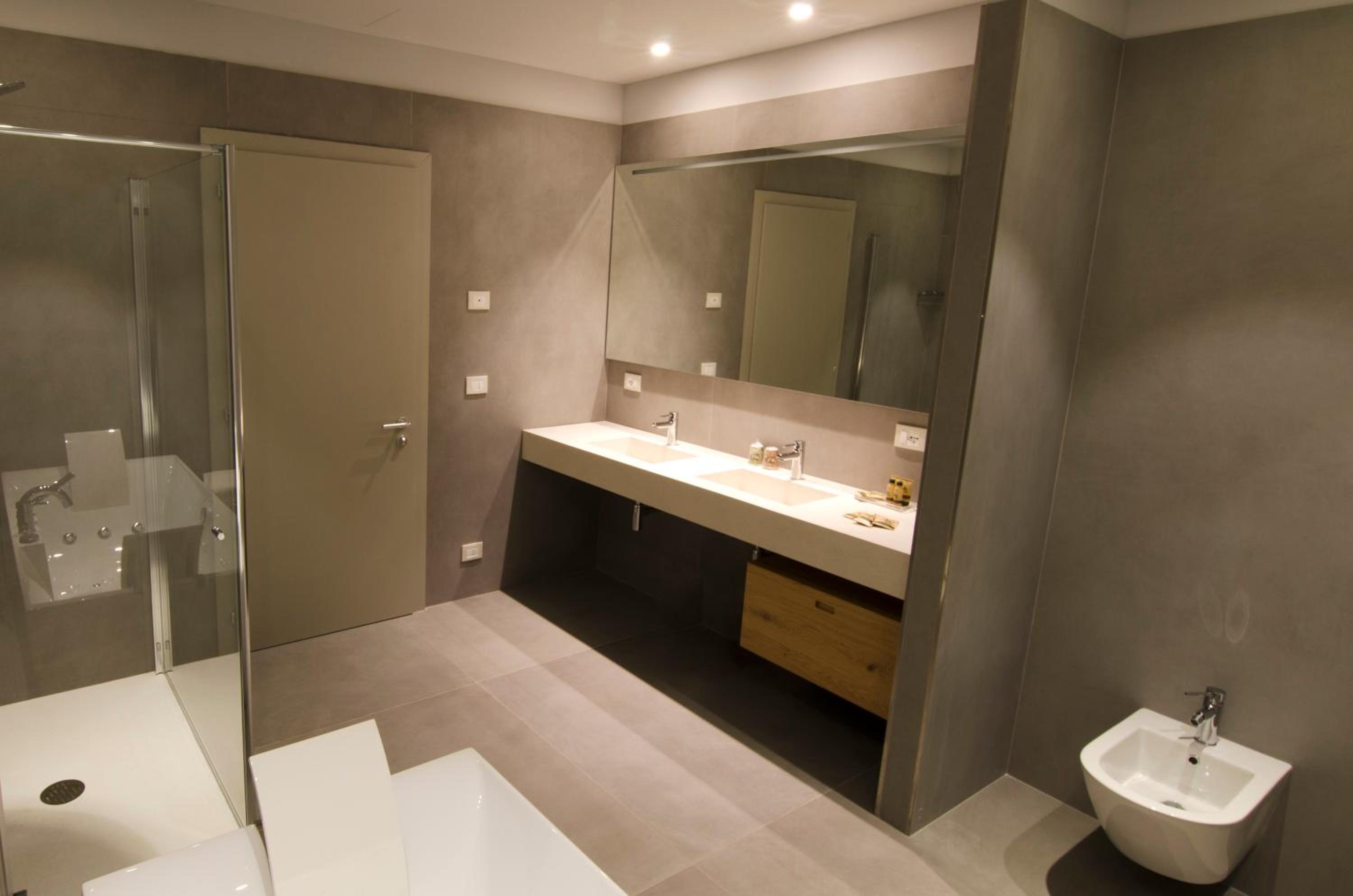 Deluxe Suite photo 3