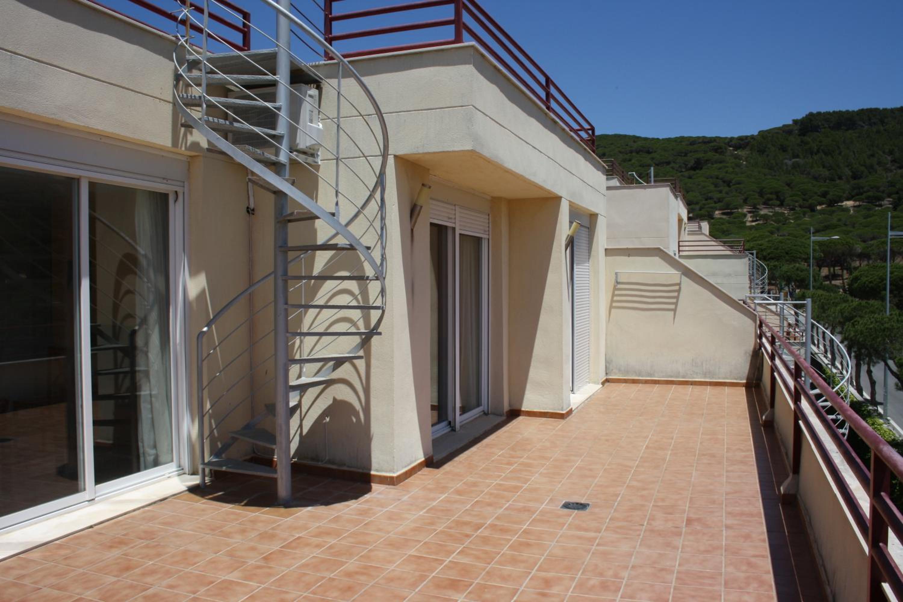 Penthouse Suite Apartment (4 adults) photo 2